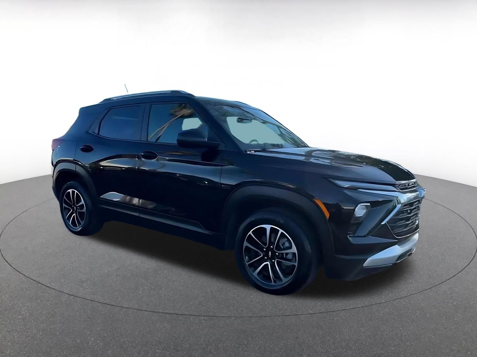 Thumbnail: 2025 Chevrolet TrailBlazer - 2