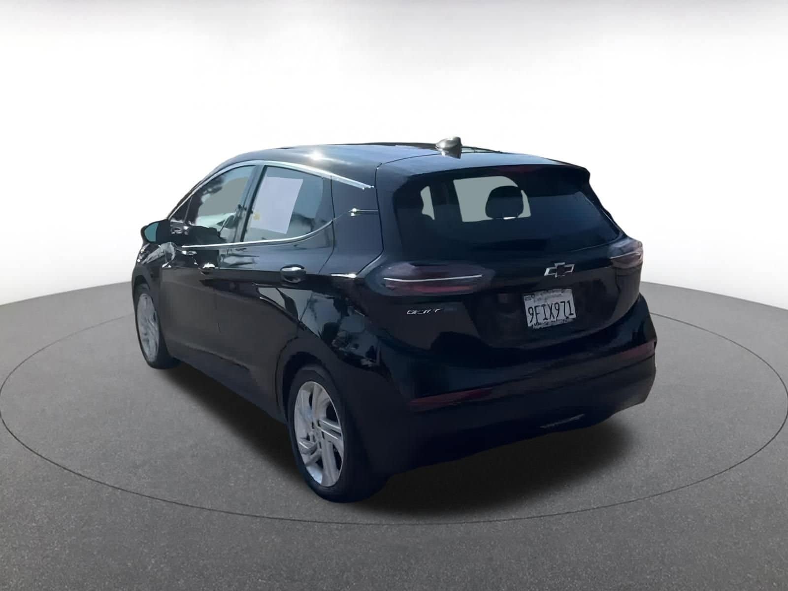 Thumbnail: 2023 Chevrolet Bolt EV - 10