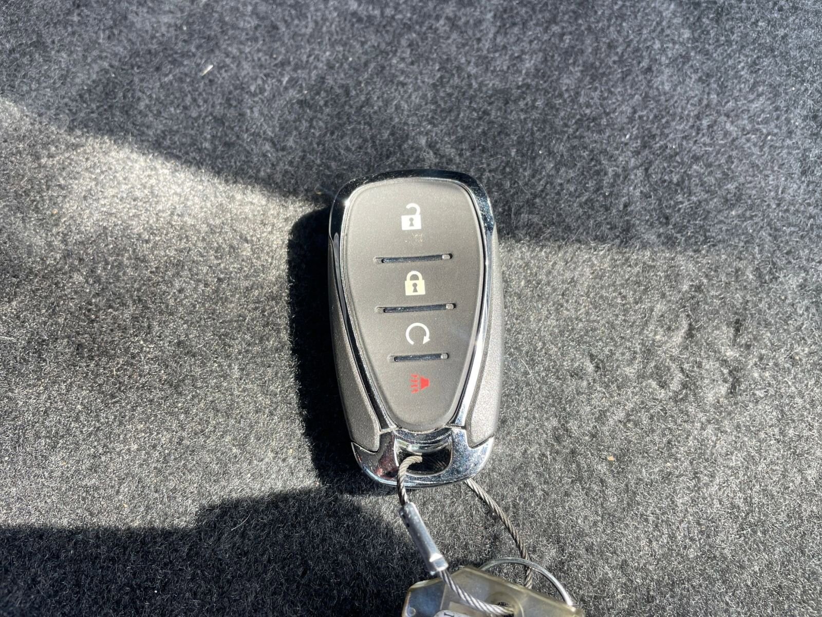 Thumbnail: 2025 Chevrolet Trax - 21