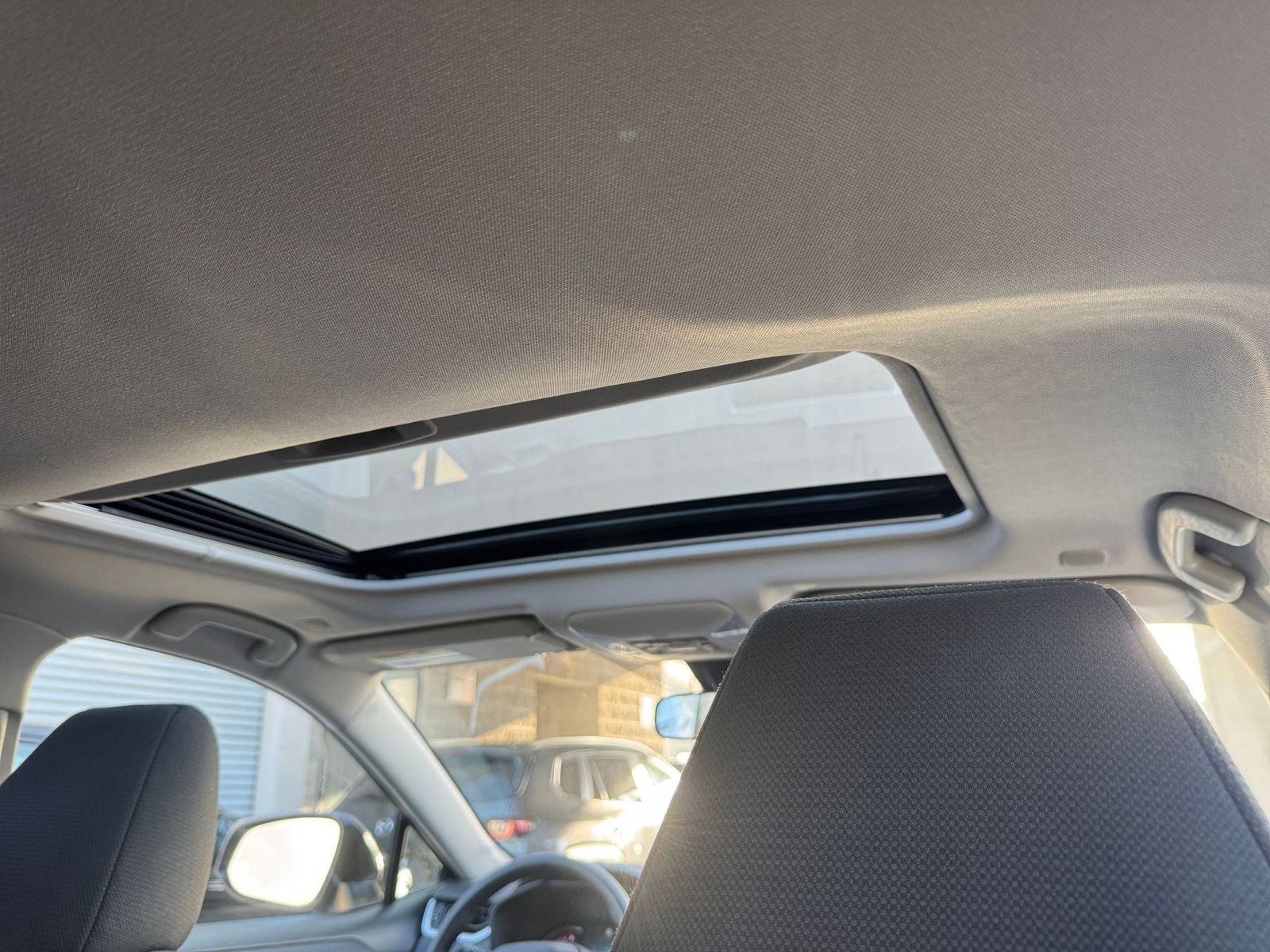 Thumbnail: 2025 Toyota RAV4 - 30