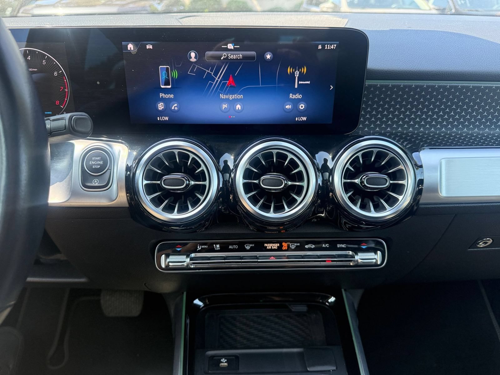Thumbnail: 2025 Mercedes-Benz GLB - 16