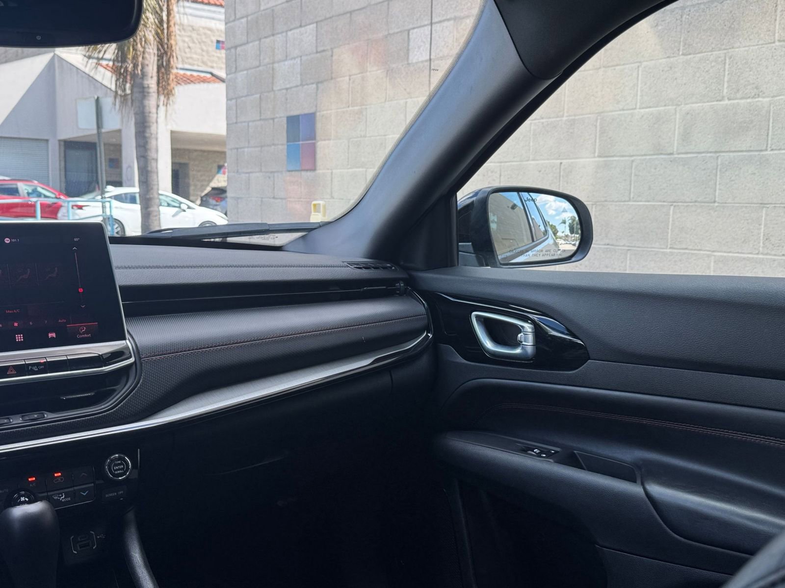 Thumbnail: 2025 Jeep Compass - 34