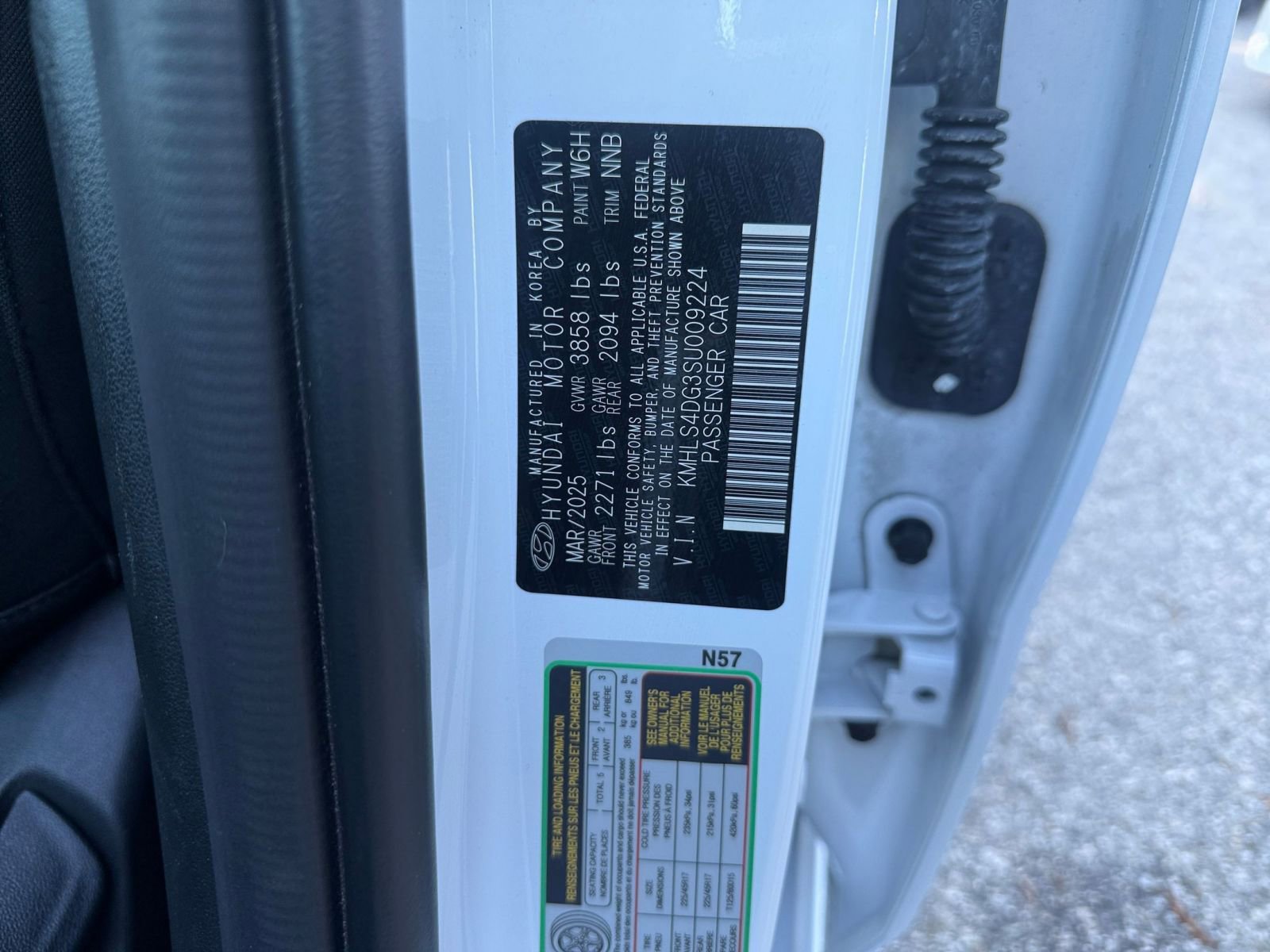 Thumbnail: 2025 Hyundai Elantra - 24