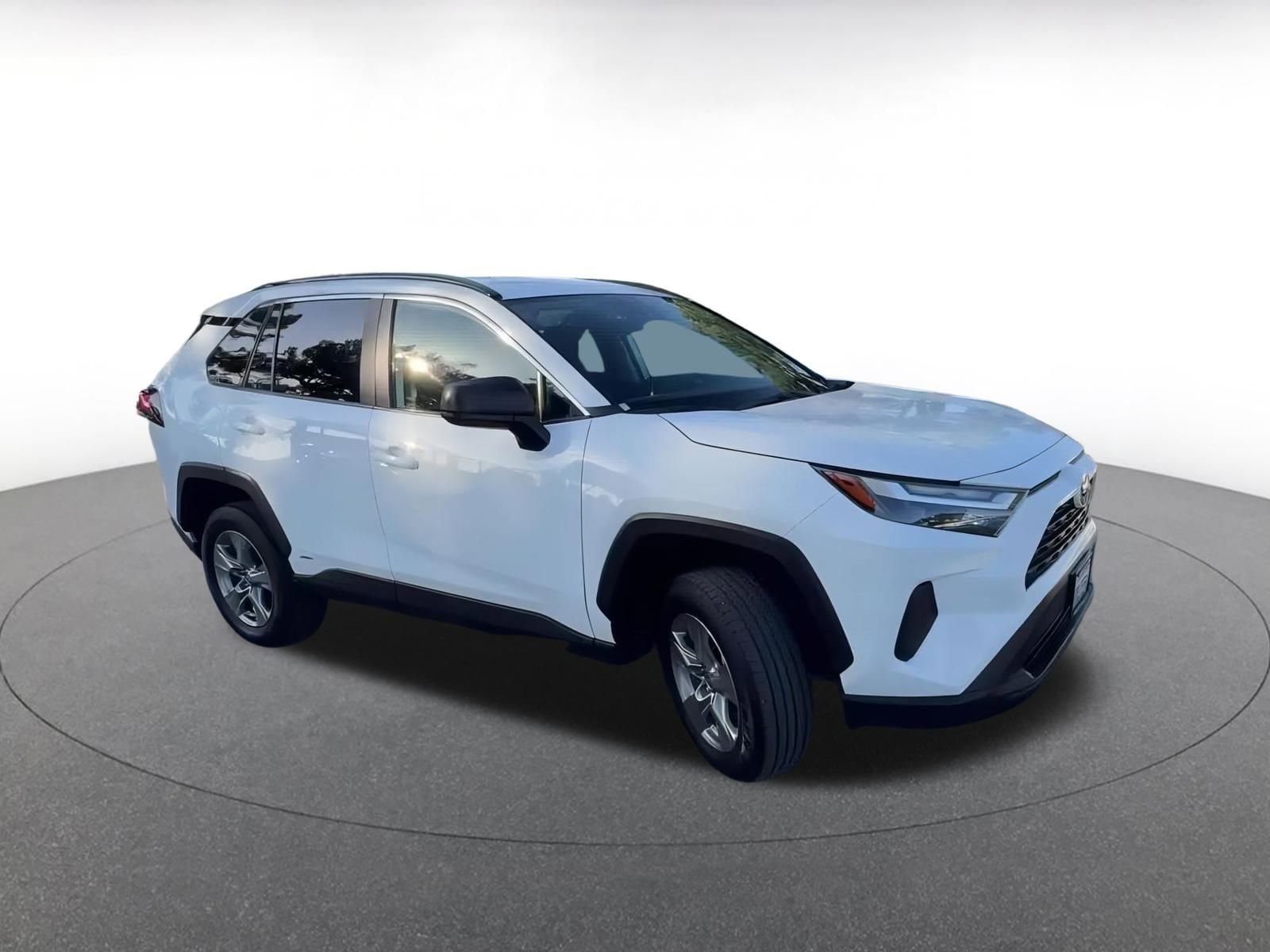 Thumbnail: 2025 Toyota RAV4 - 2
