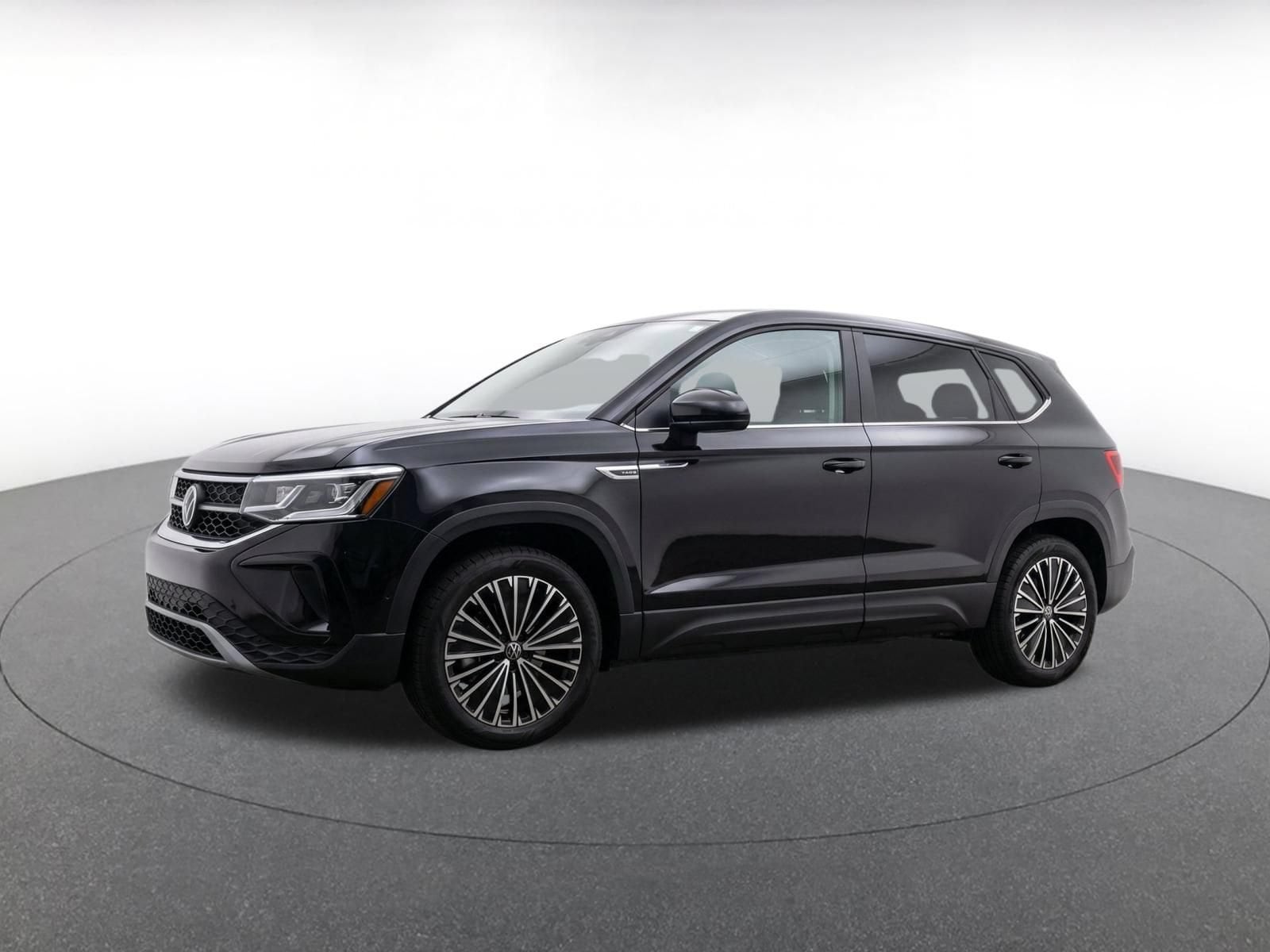 Thumbnail: 2026 Volkswagen Taos - 3