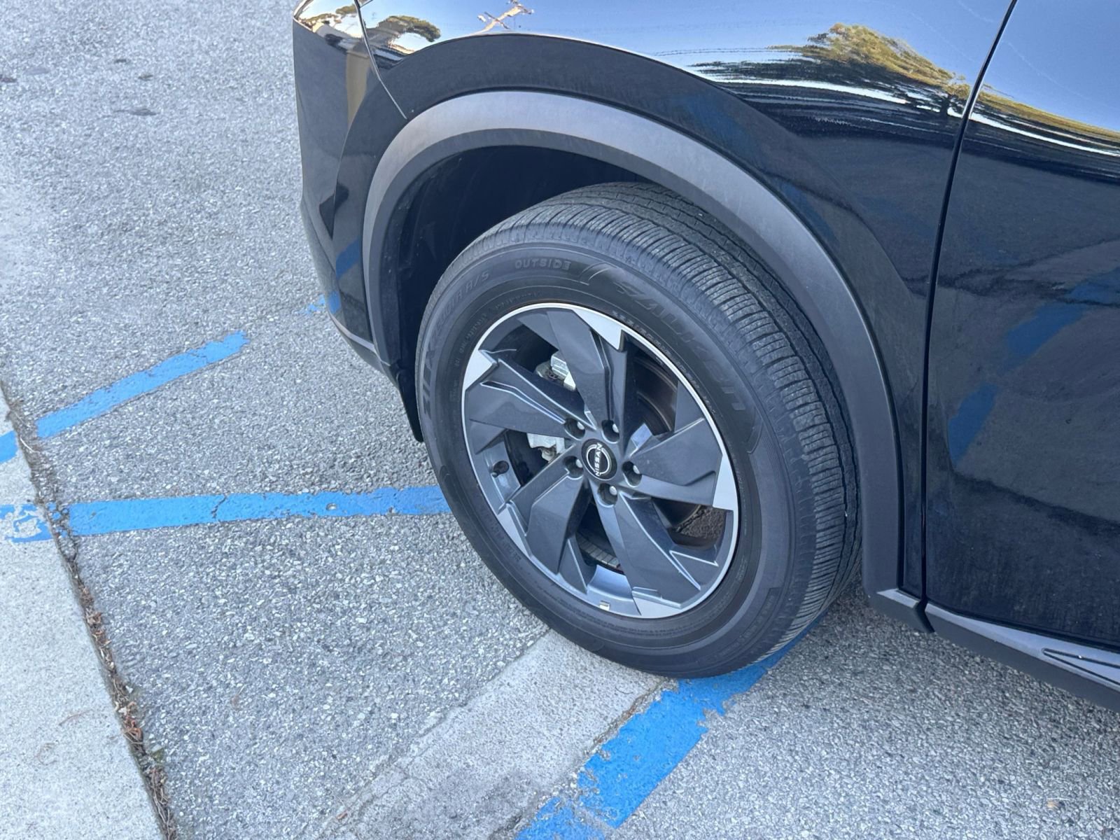 Thumbnail: 2025 Nissan Rogue - 32