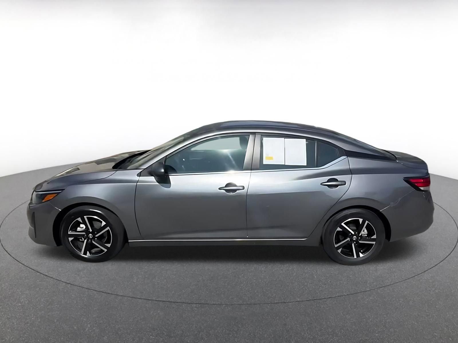 Thumbnail: 2025 Nissan Sentra - 9