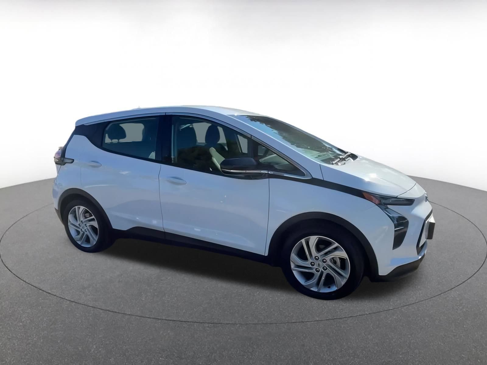 Thumbnail: 2023 Chevrolet Bolt EV - 2