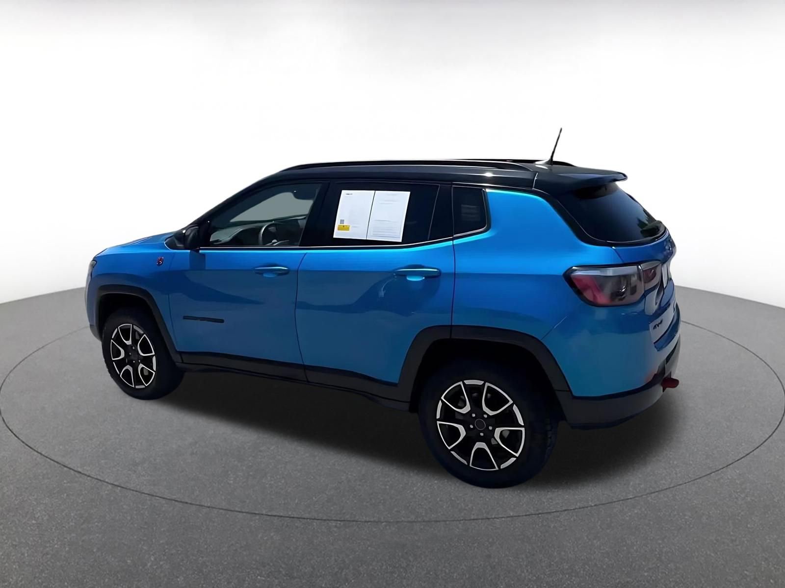 Thumbnail: 2025 Jeep Compass - 10