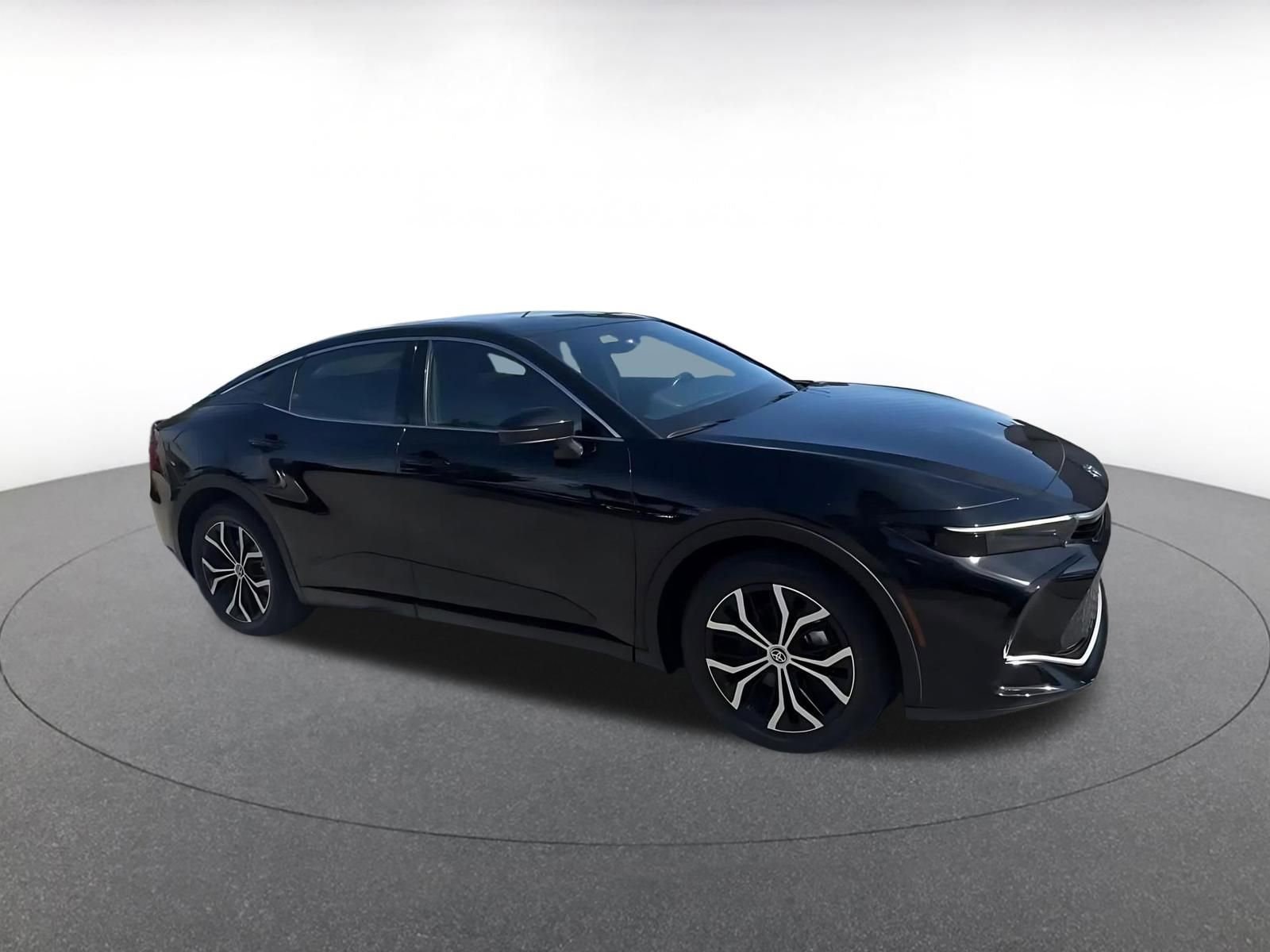 Thumbnail: 2025 Toyota Crown - 2