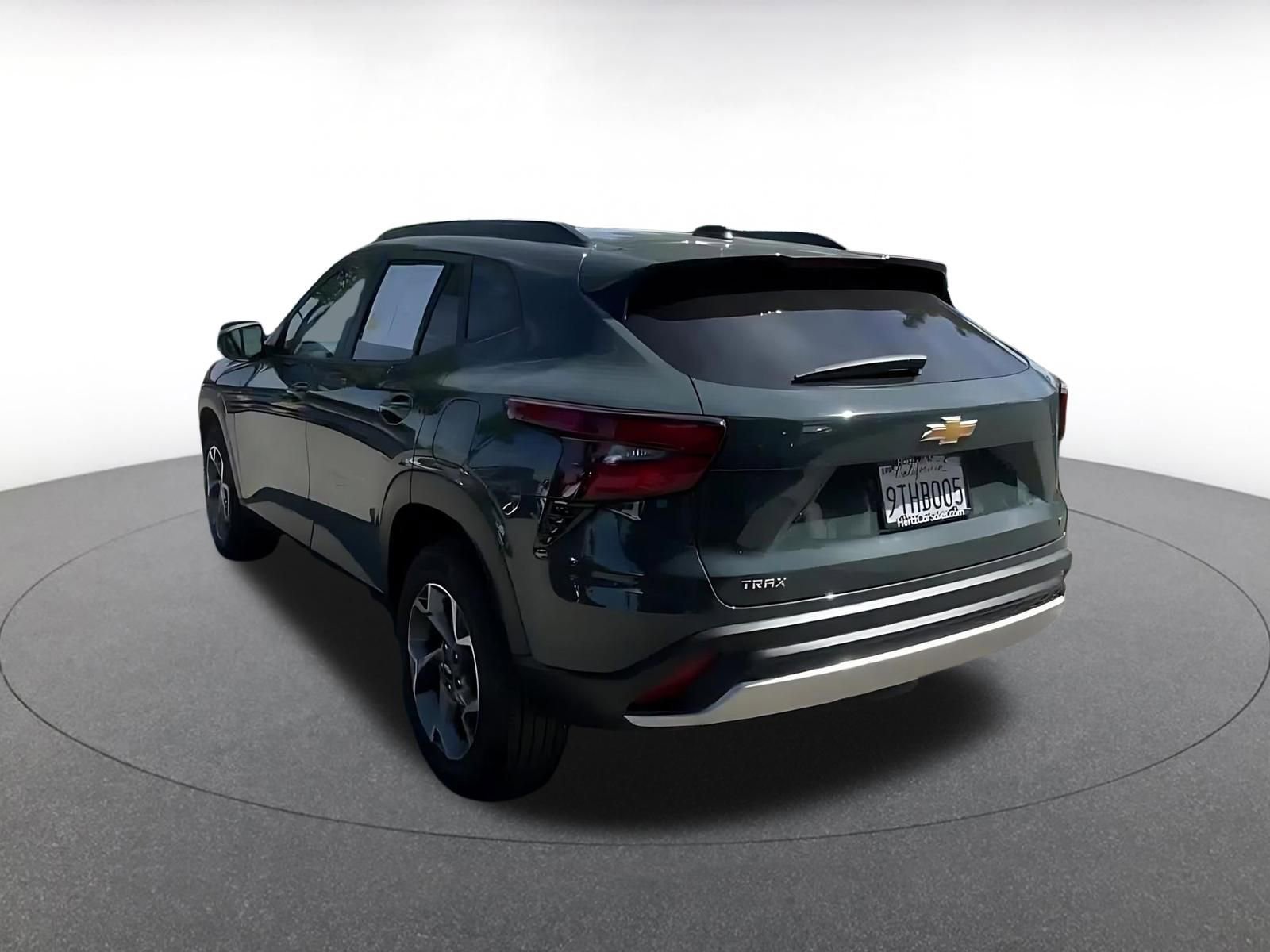 Thumbnail: 2025 Chevrolet Trax - 11