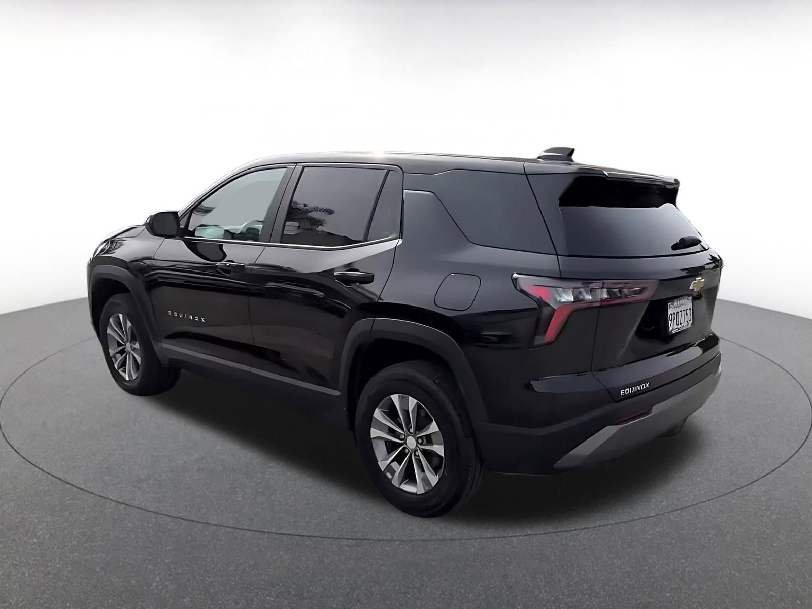 Thumbnail: 2025 Chevrolet Equinox - 9