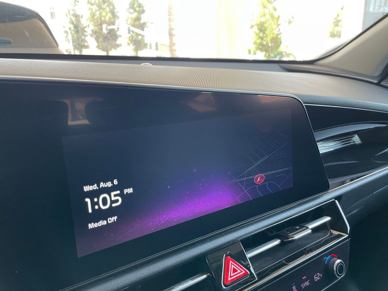 Thumbnail: 2023 Kia Niro - 25