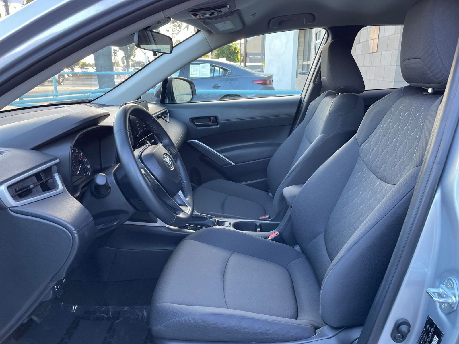 Thumbnail: 2025 Toyota Corolla Cross - 27