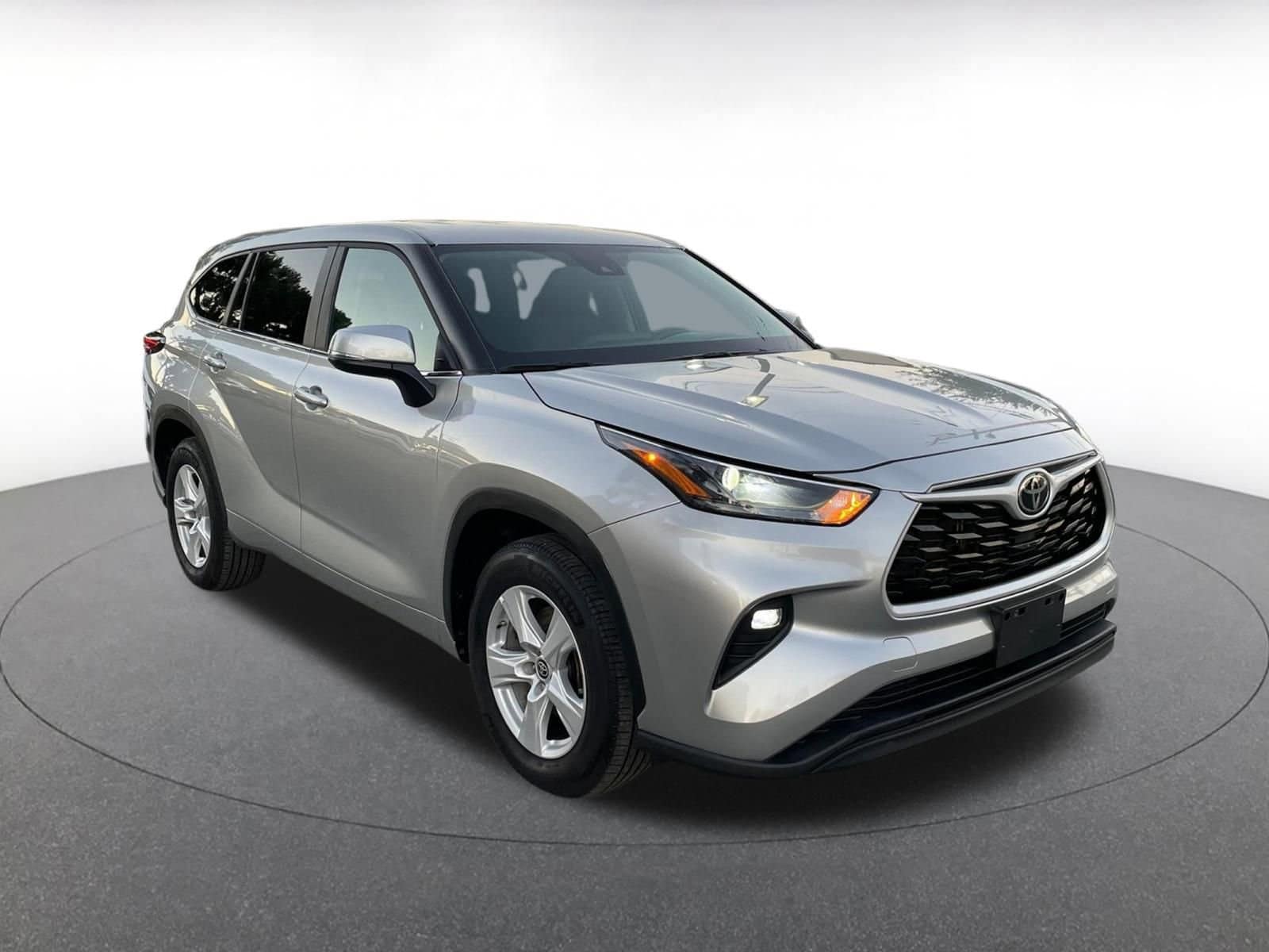 Thumbnail: 2025 Toyota Highlander - 1