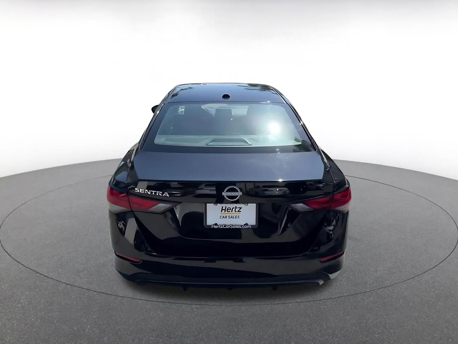 Thumbnail: 2025 Nissan Sentra - 12