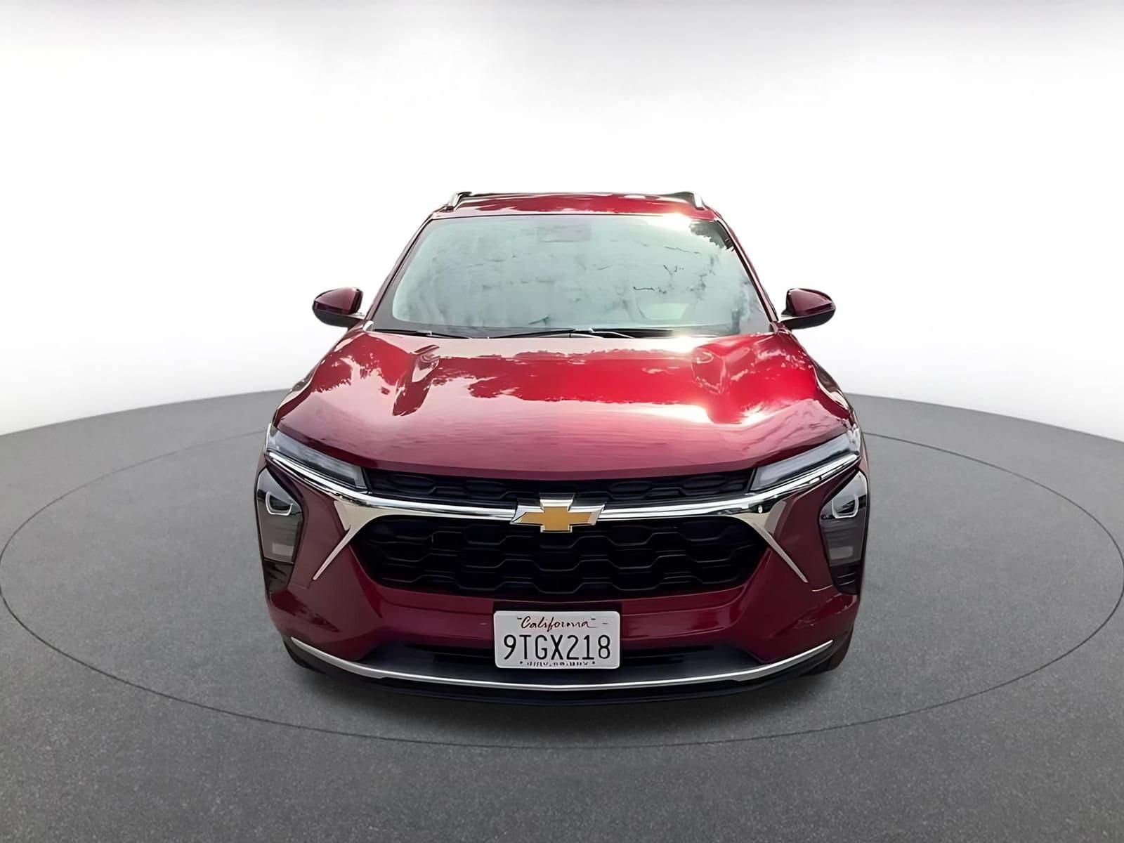 Thumbnail: 2025 Chevrolet Trax - 3