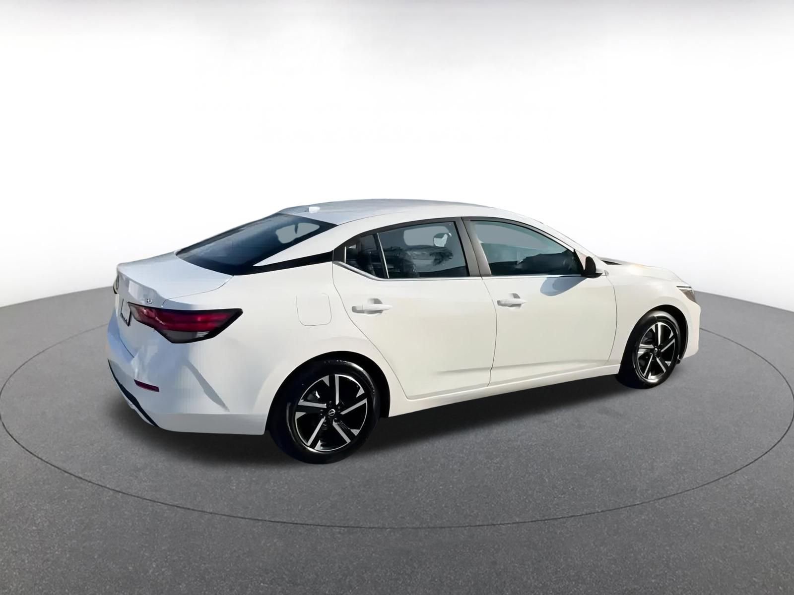 Thumbnail: 2024 Nissan Sentra - 15