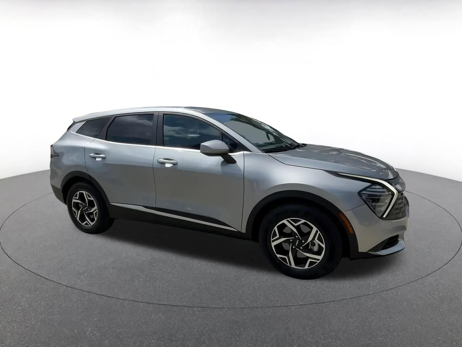 Thumbnail: 2024 Kia Sportage - 2