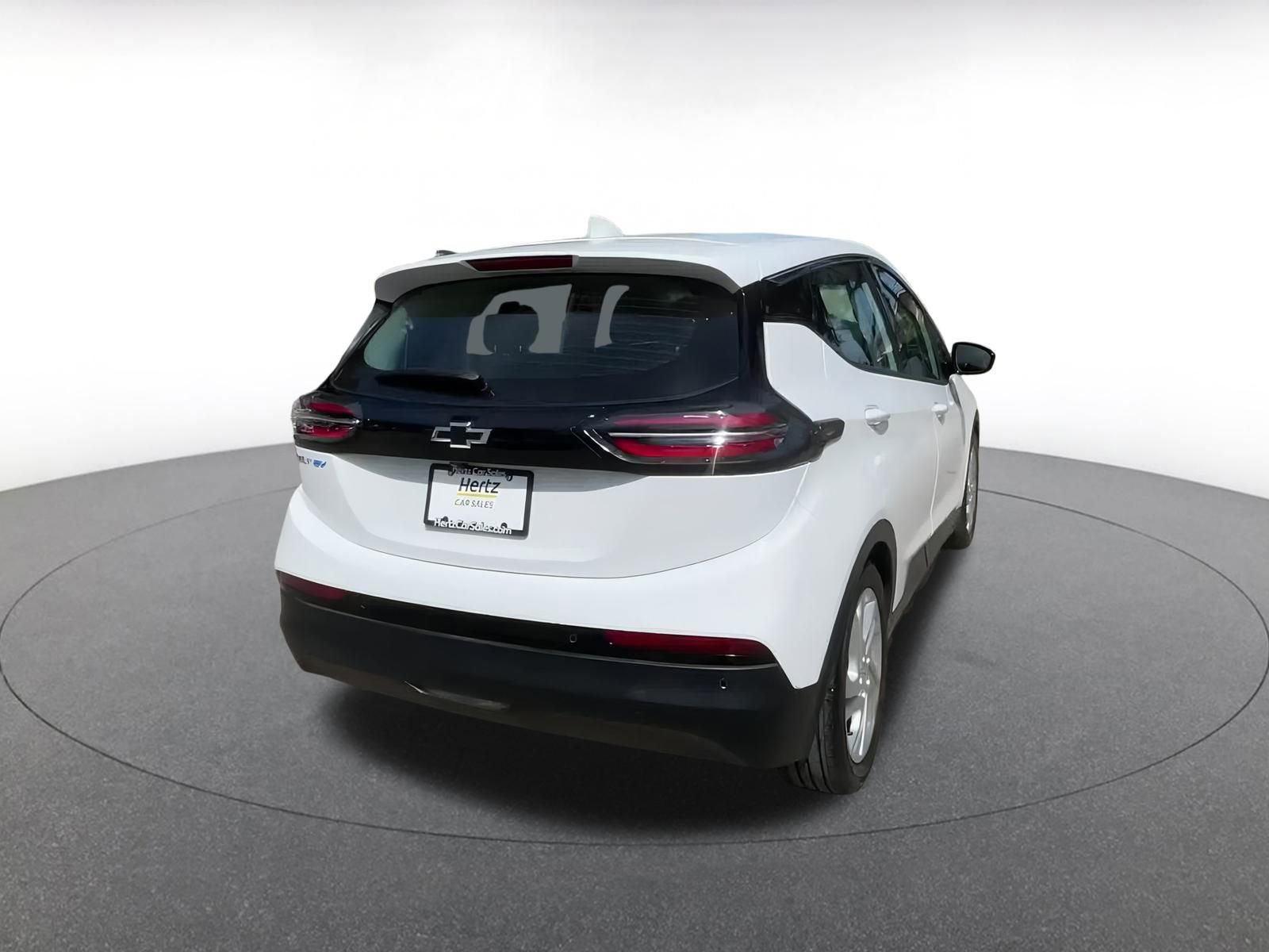 Thumbnail: 2023 Chevrolet Bolt EV - 14
