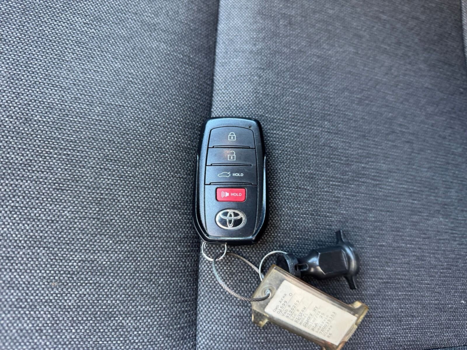 Thumbnail: 2025 Toyota Camry - 22