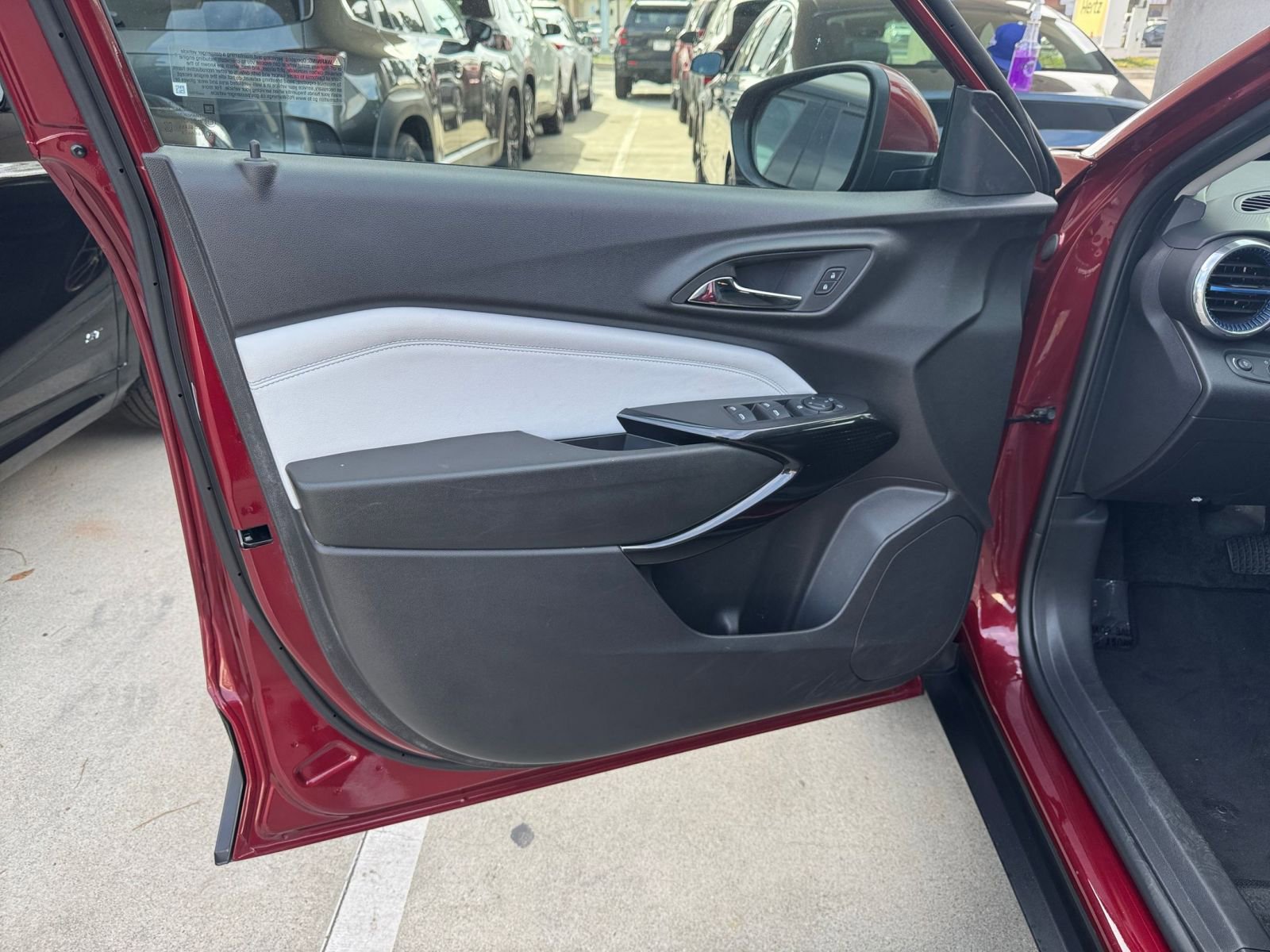 Thumbnail: 2025 Chevrolet Trax - 20