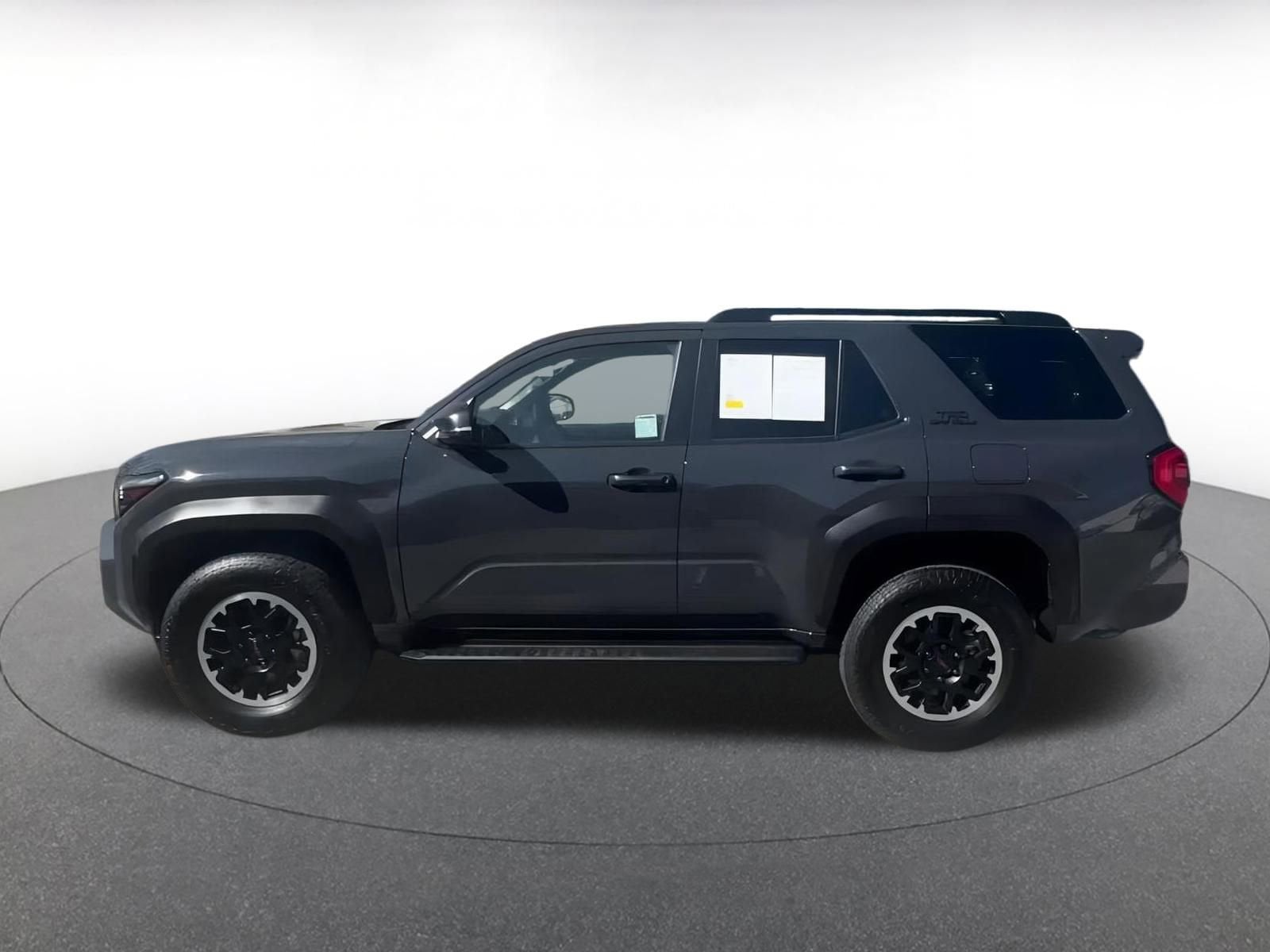 Thumbnail: 2025 Toyota 4Runner - 10