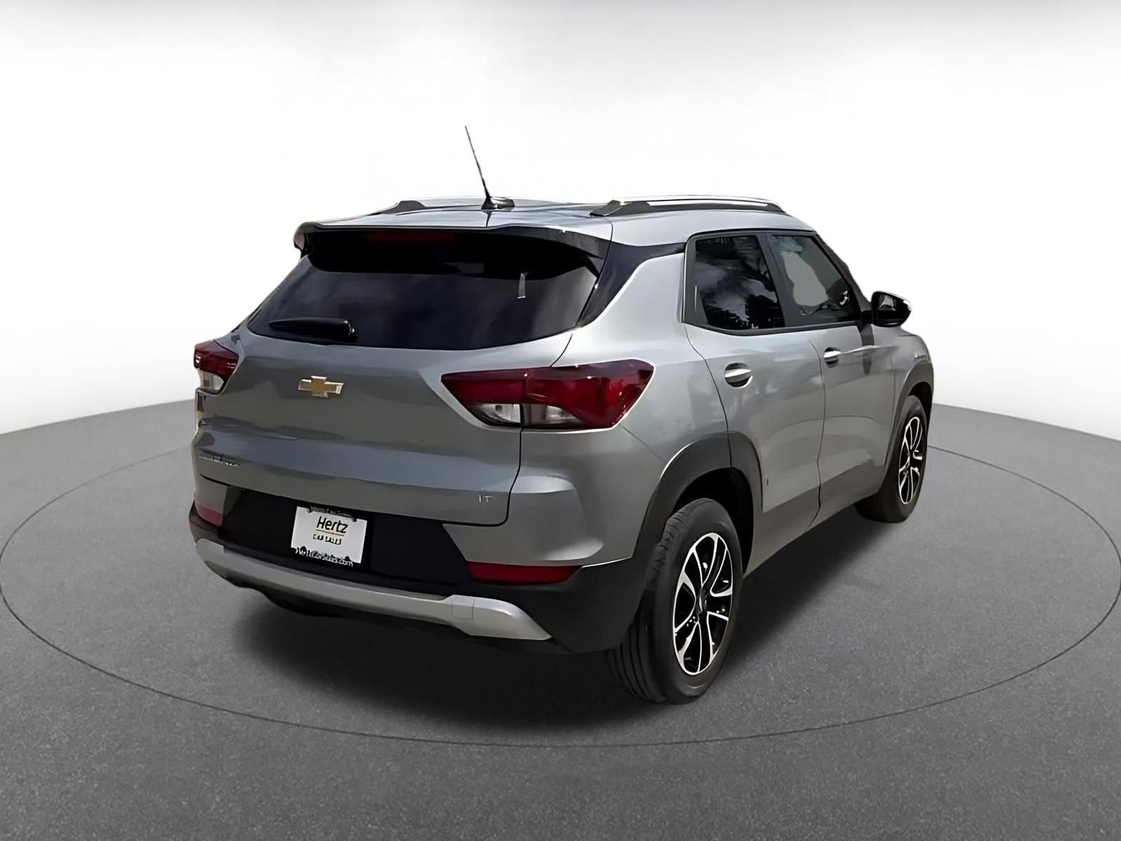 Thumbnail: 2025 Chevrolet TrailBlazer - 15