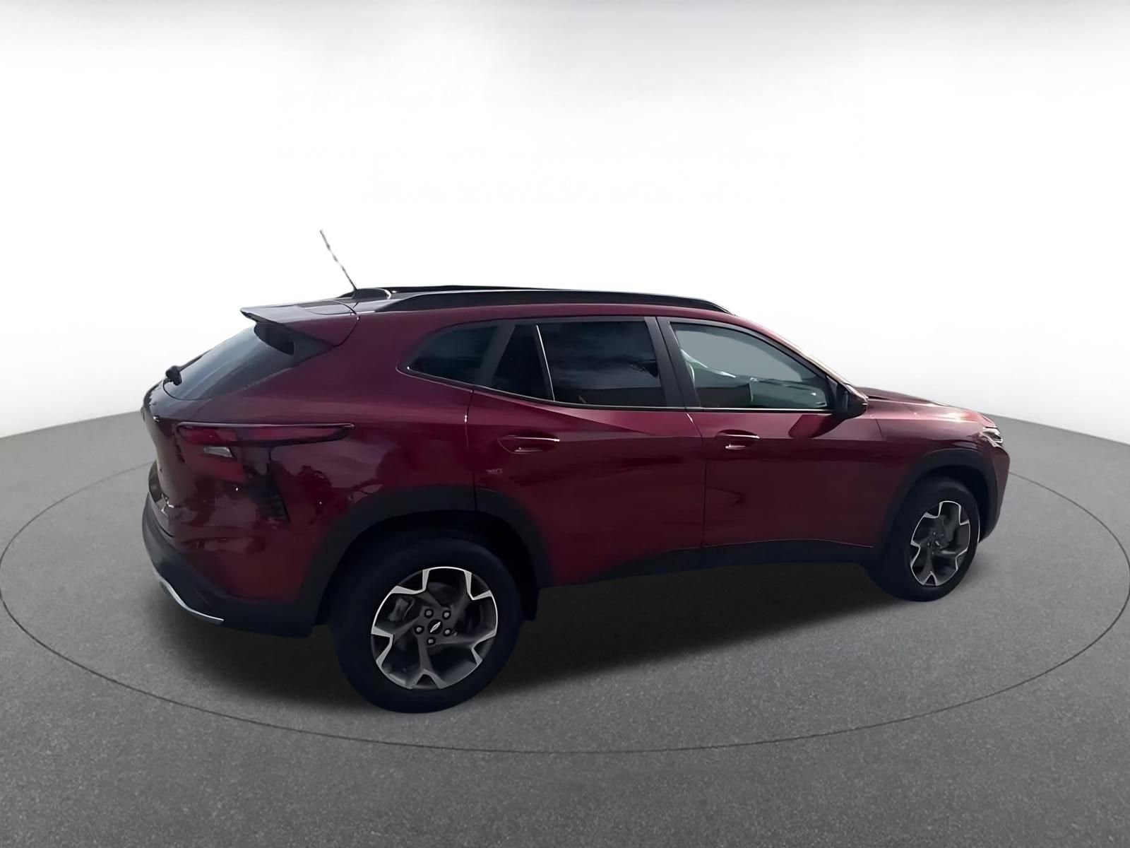 Thumbnail: 2025 Chevrolet Trax - 15