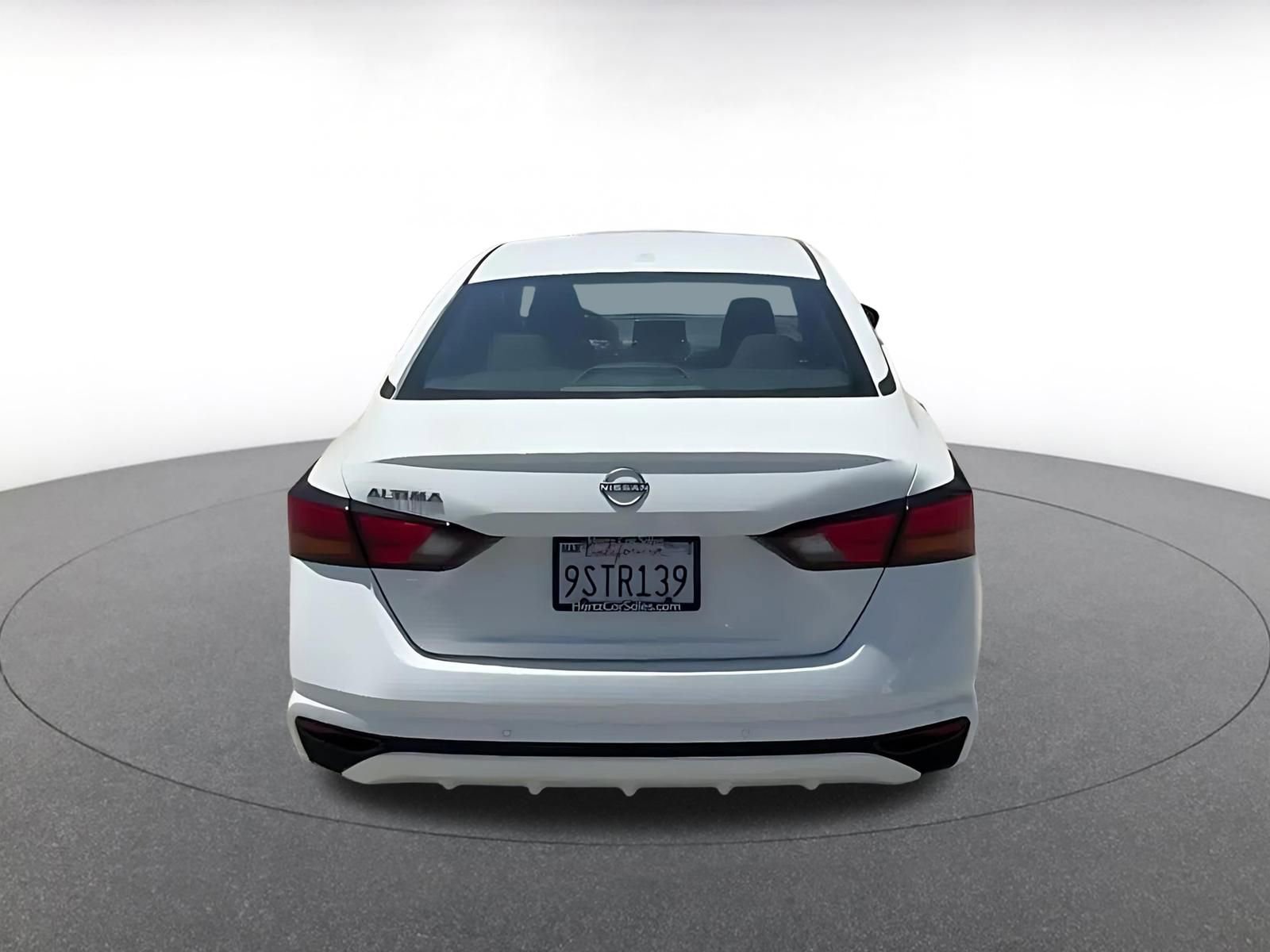 Thumbnail: 2025 Nissan Altima - 12