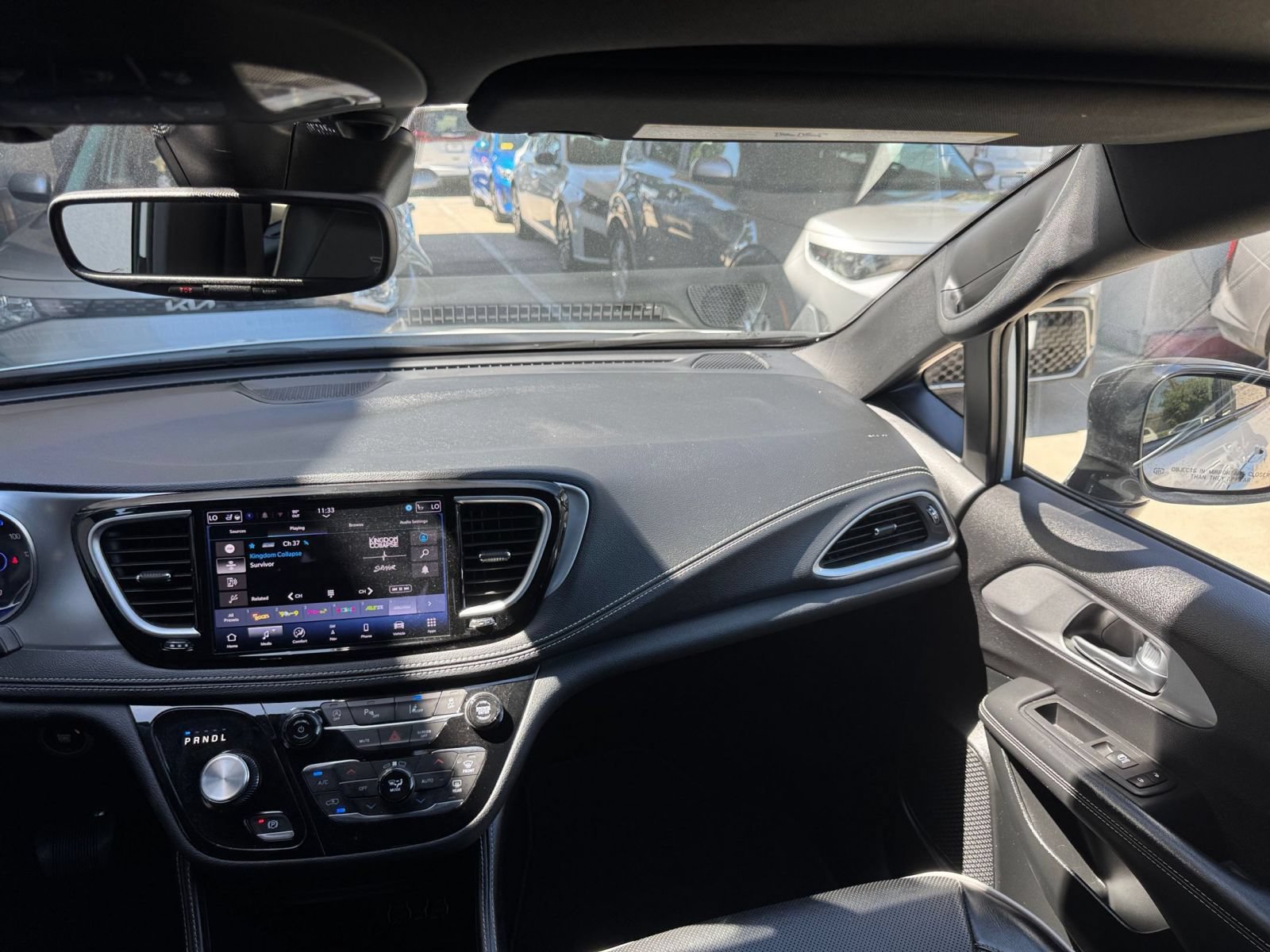 Thumbnail: 2025 Chrysler Pacifica - 35