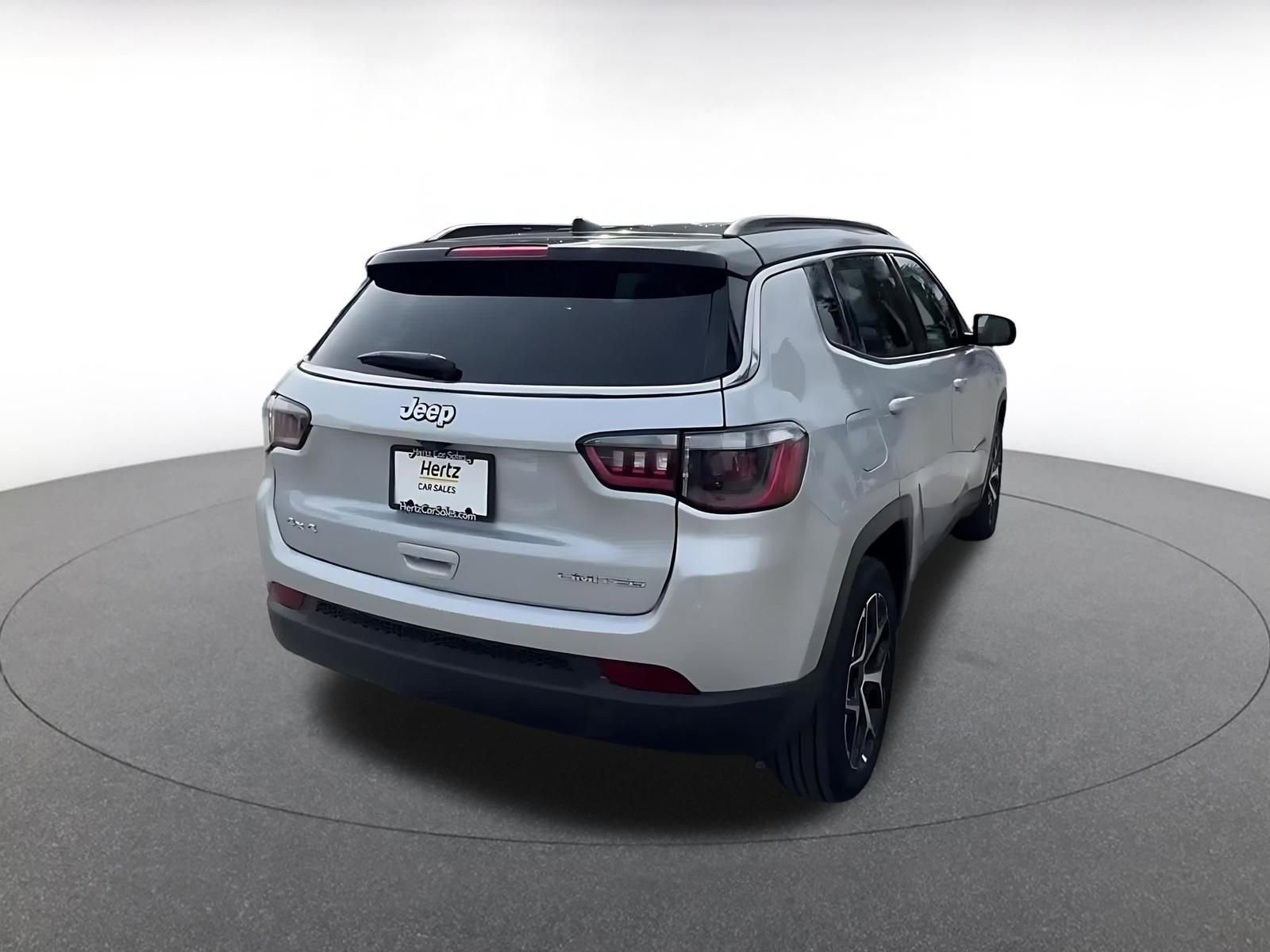 Thumbnail: 2025 Jeep Compass - 14