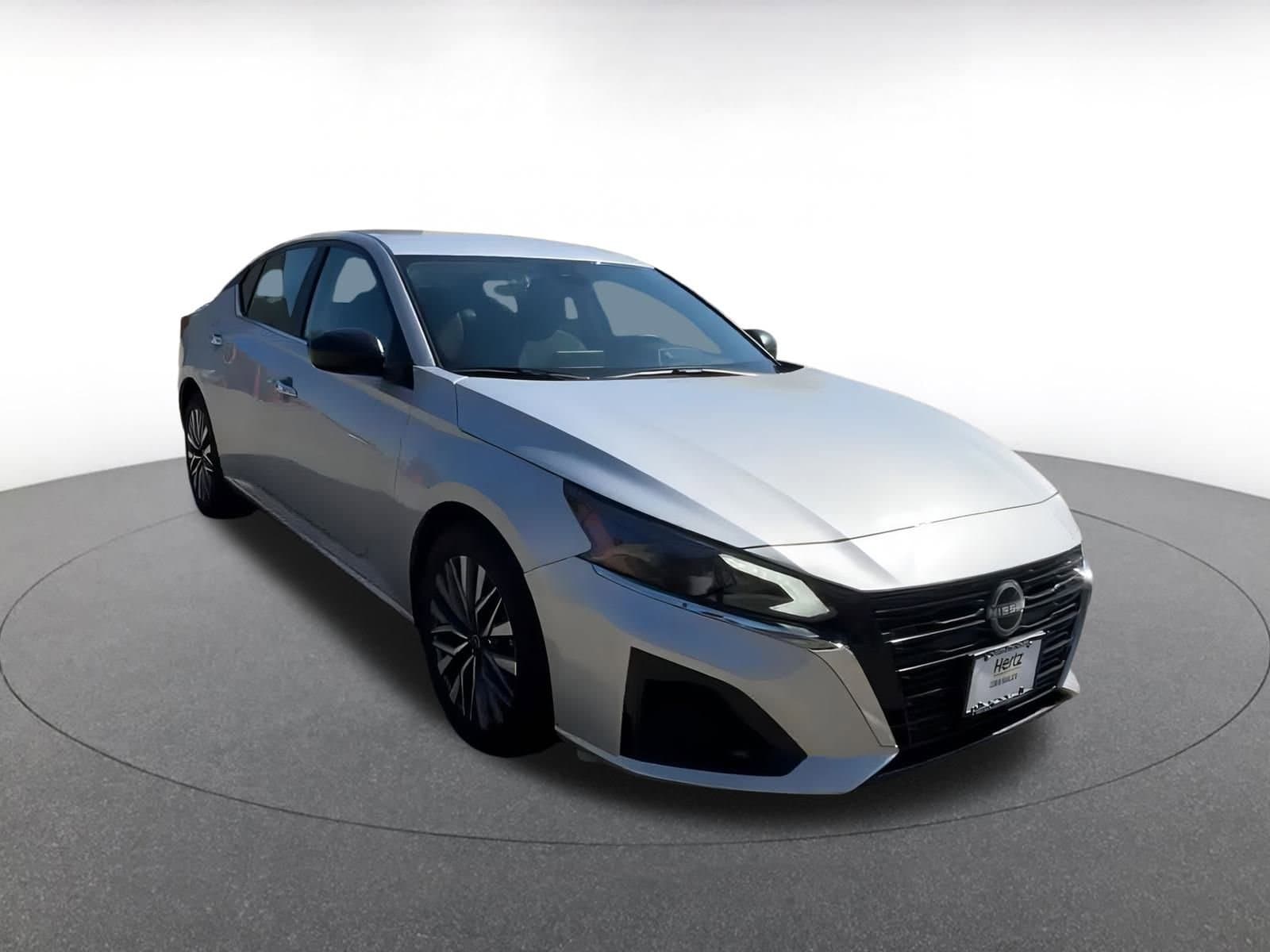 Thumbnail: 2024 Nissan Altima - 3