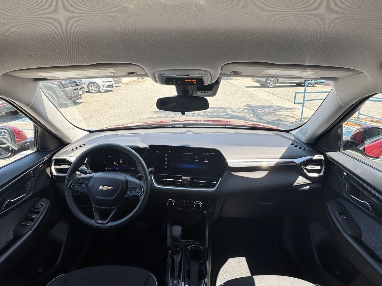 Thumbnail: 2025 Chevrolet TrailBlazer - 32