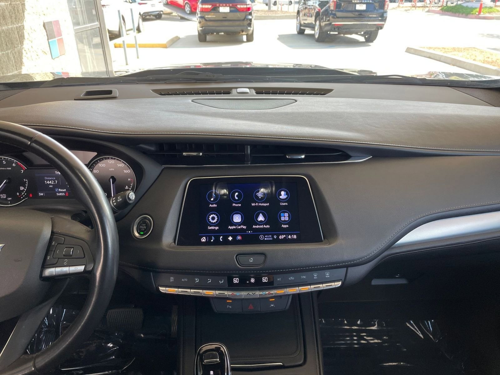 Thumbnail: 2023 Cadillac XT4 - 18