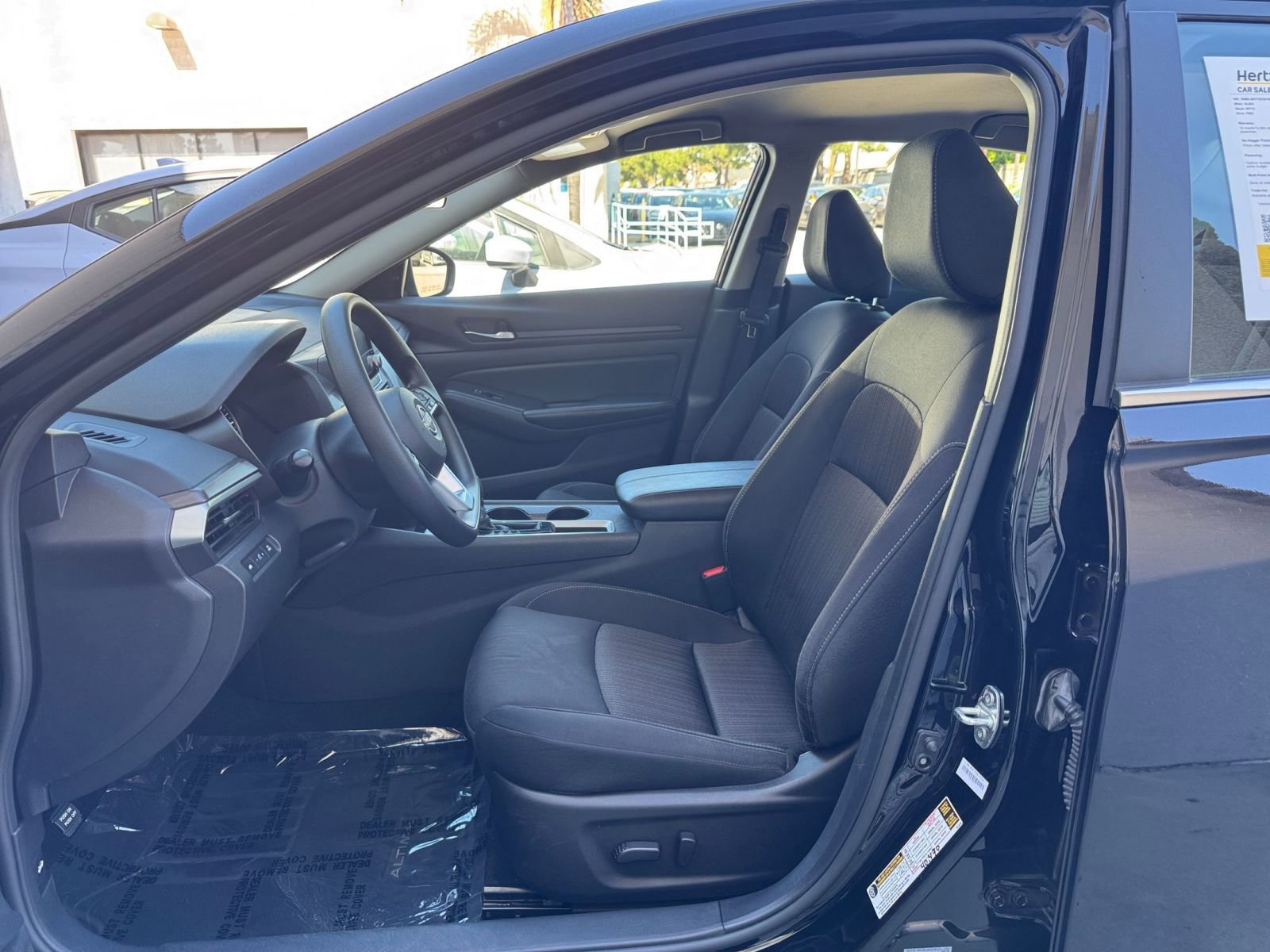 Thumbnail: 2025 Nissan Altima - 28