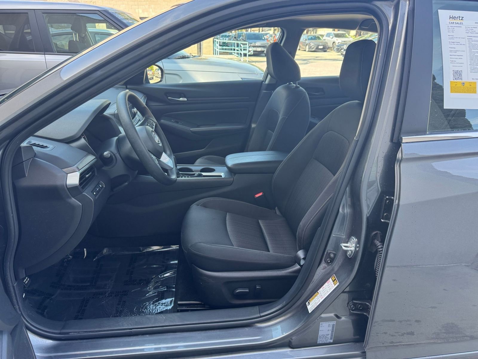 Thumbnail: 2025 Nissan Altima - 28