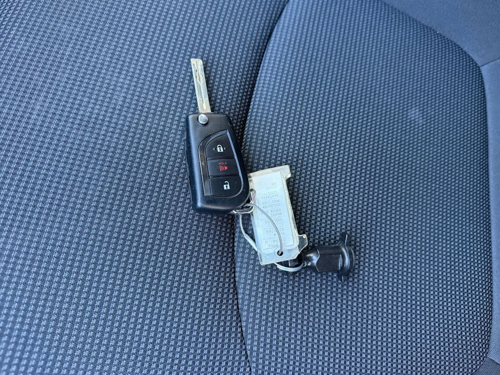 Thumbnail: 2025 Toyota RAV4 - 22