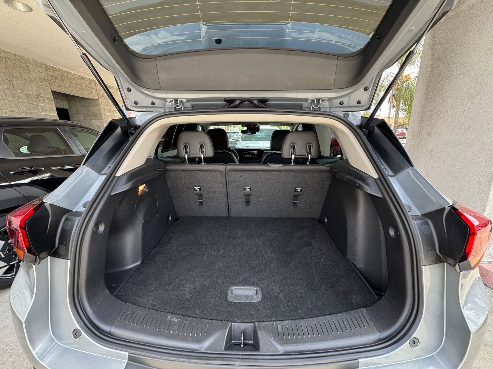 Thumbnail: 2025 Buick Encore GX - 31
