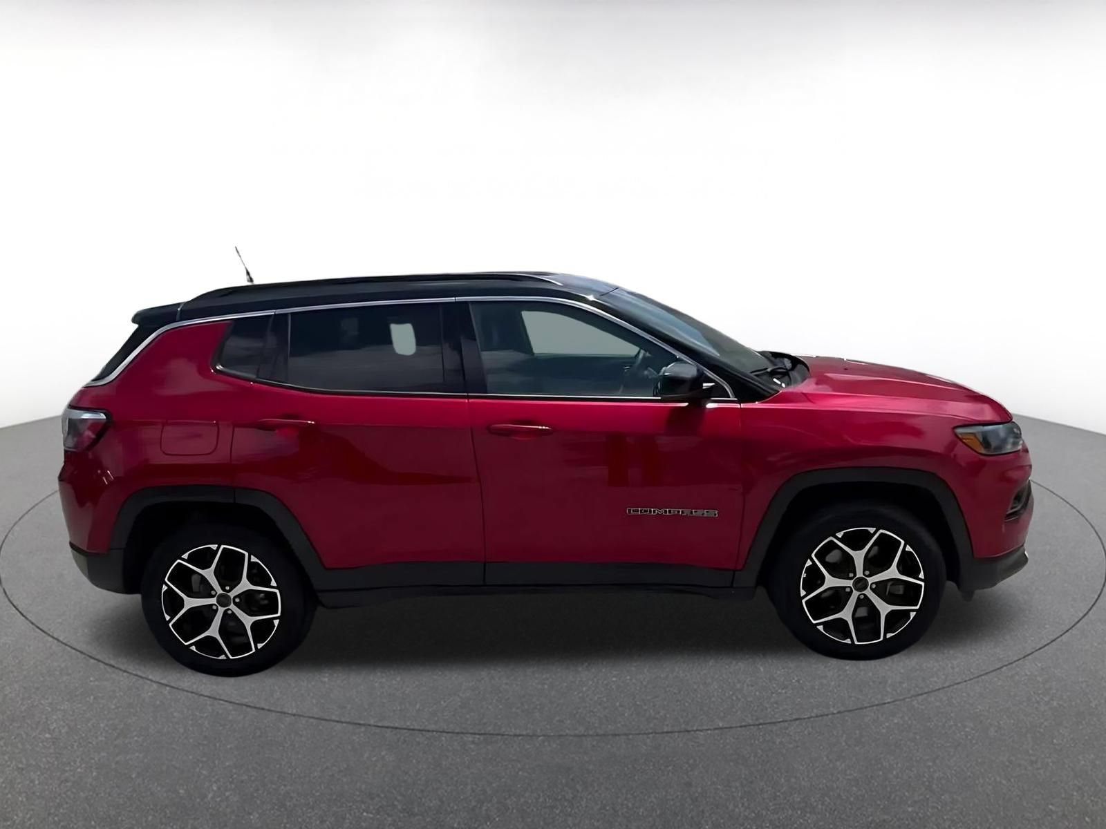Thumbnail: 2025 Jeep Compass - 15