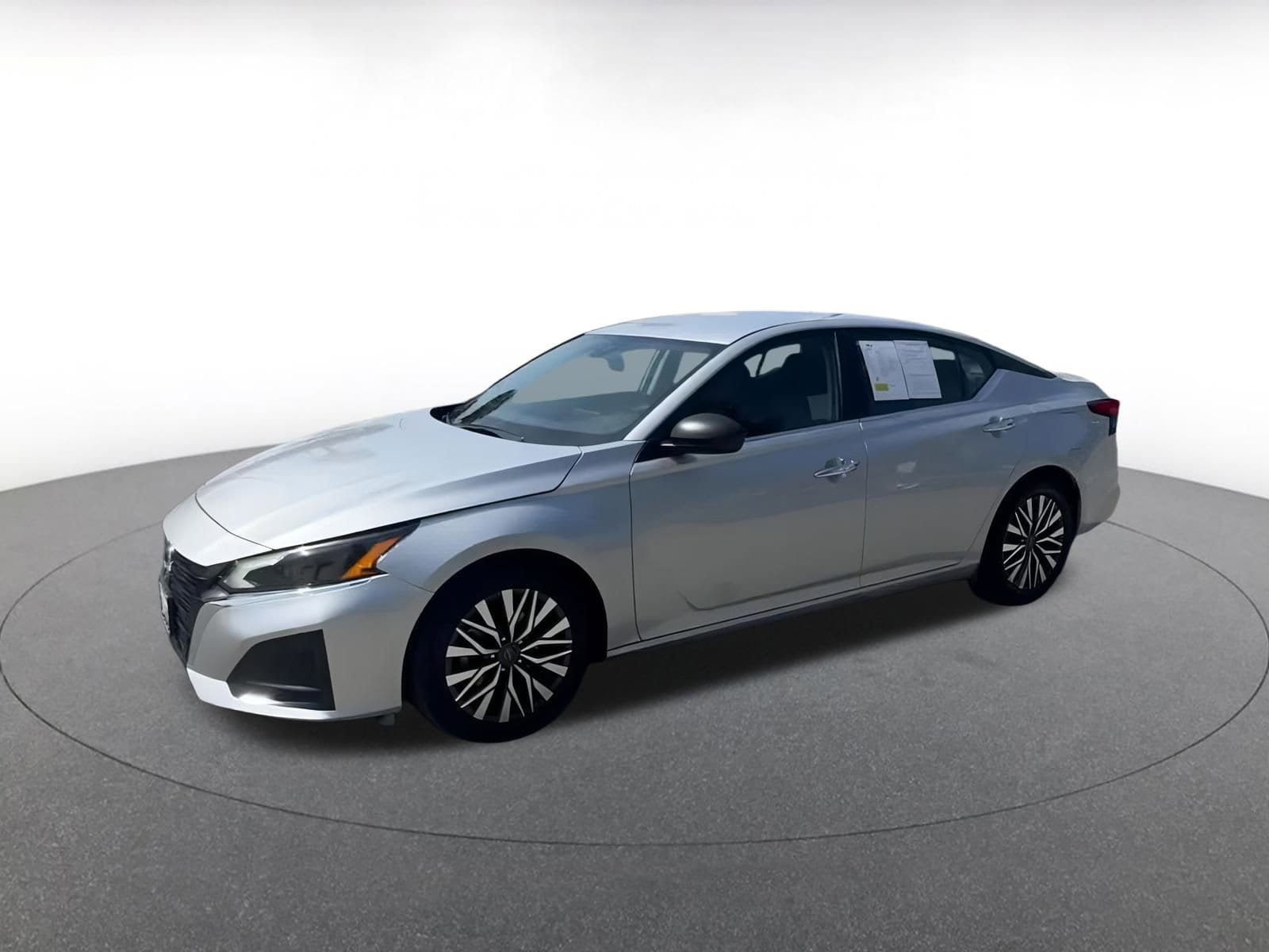 Thumbnail: 2024 Nissan Altima - 8