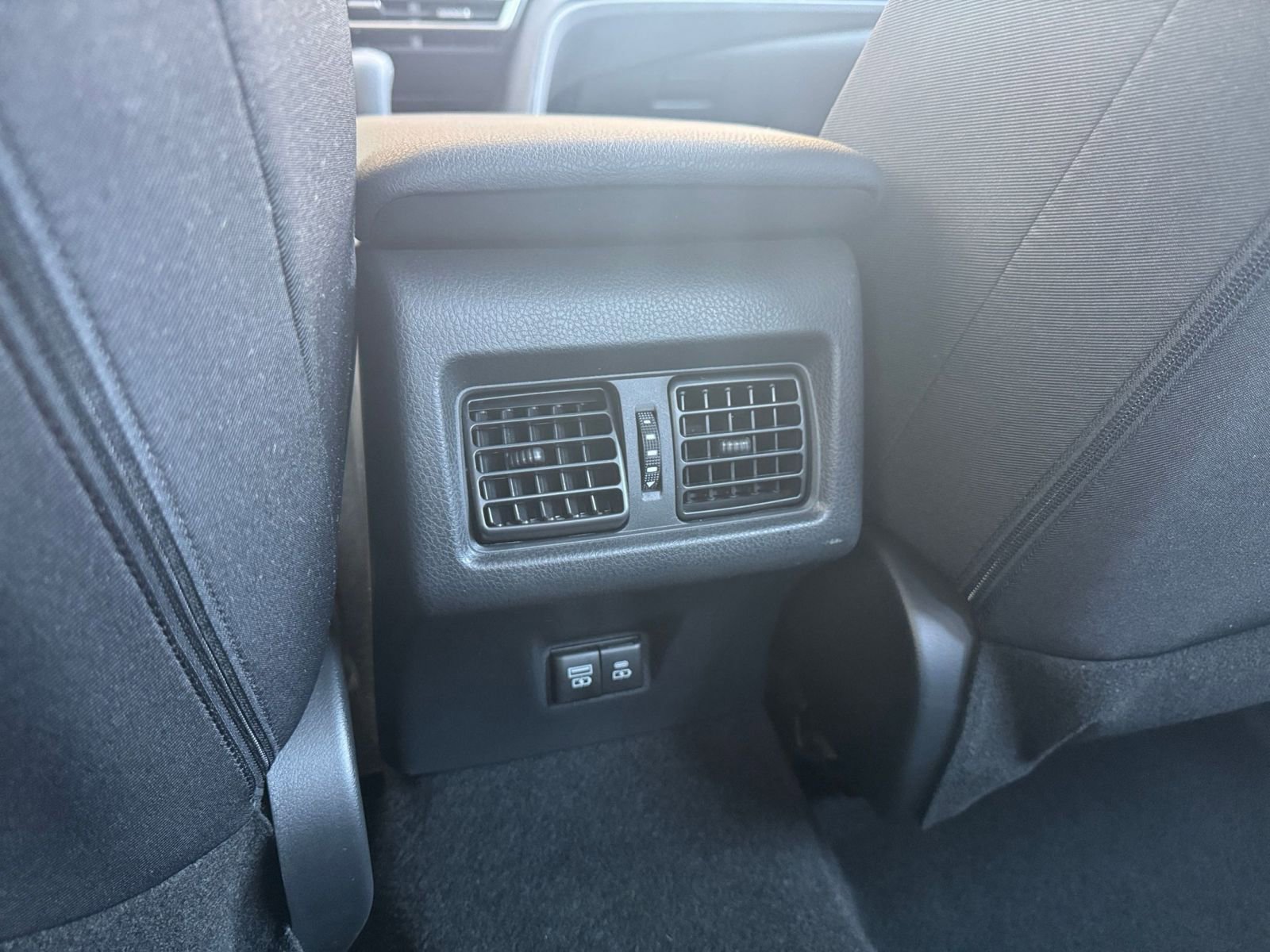 Thumbnail: 2025 Toyota Camry - 23