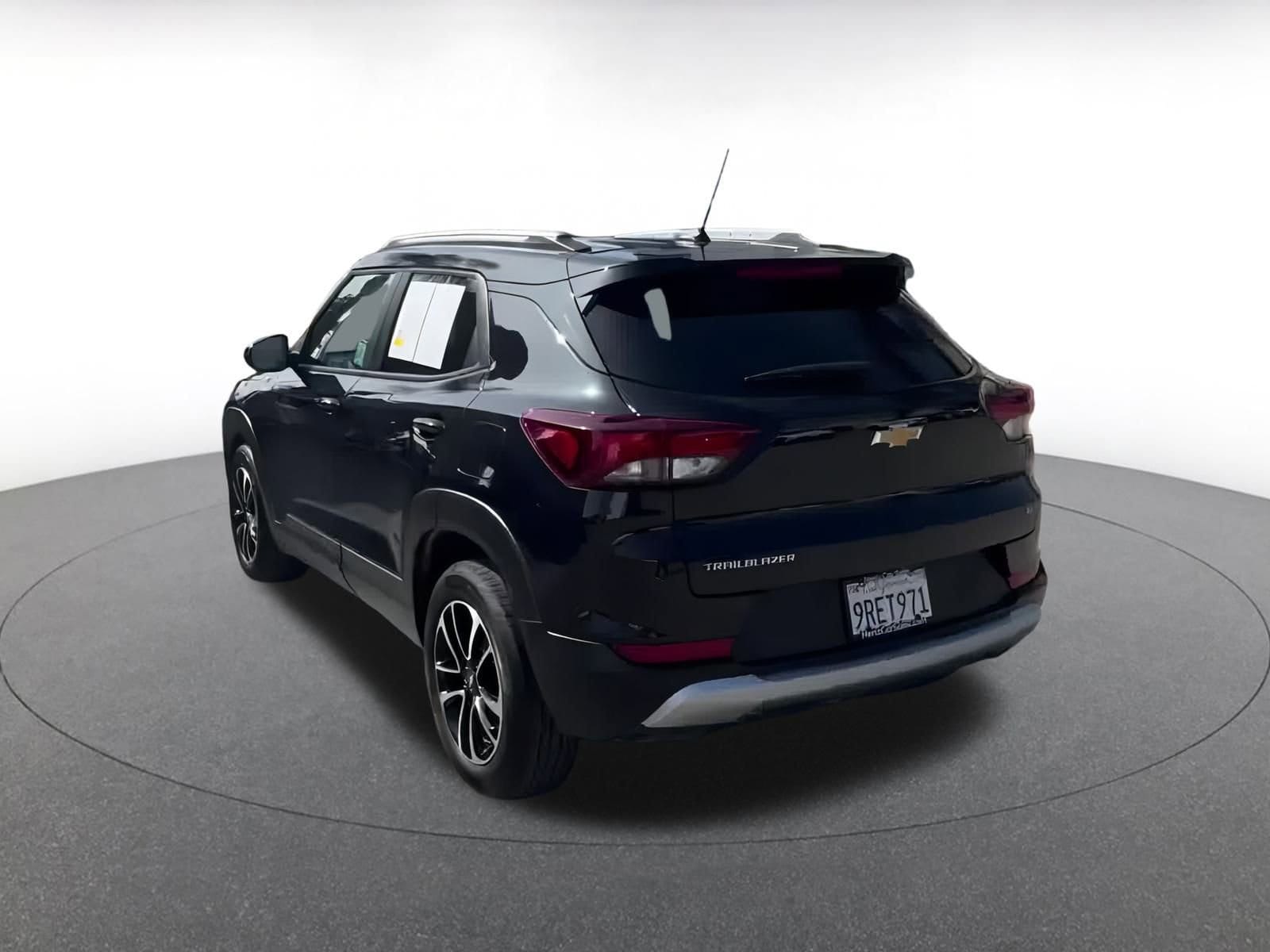 Thumbnail: 2025 Chevrolet TrailBlazer - 11