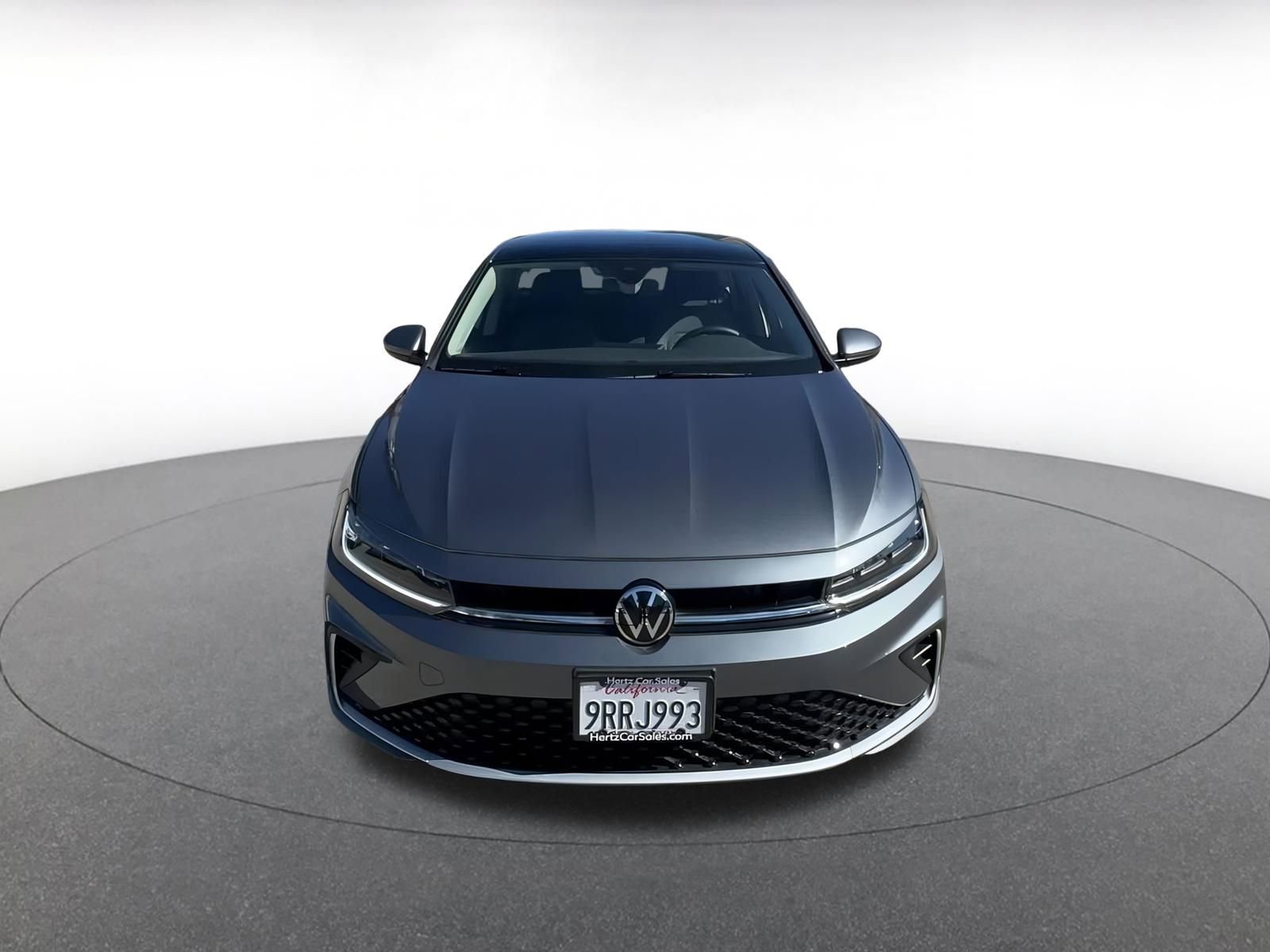 Thumbnail: 2025 Volkswagen Jetta - 4