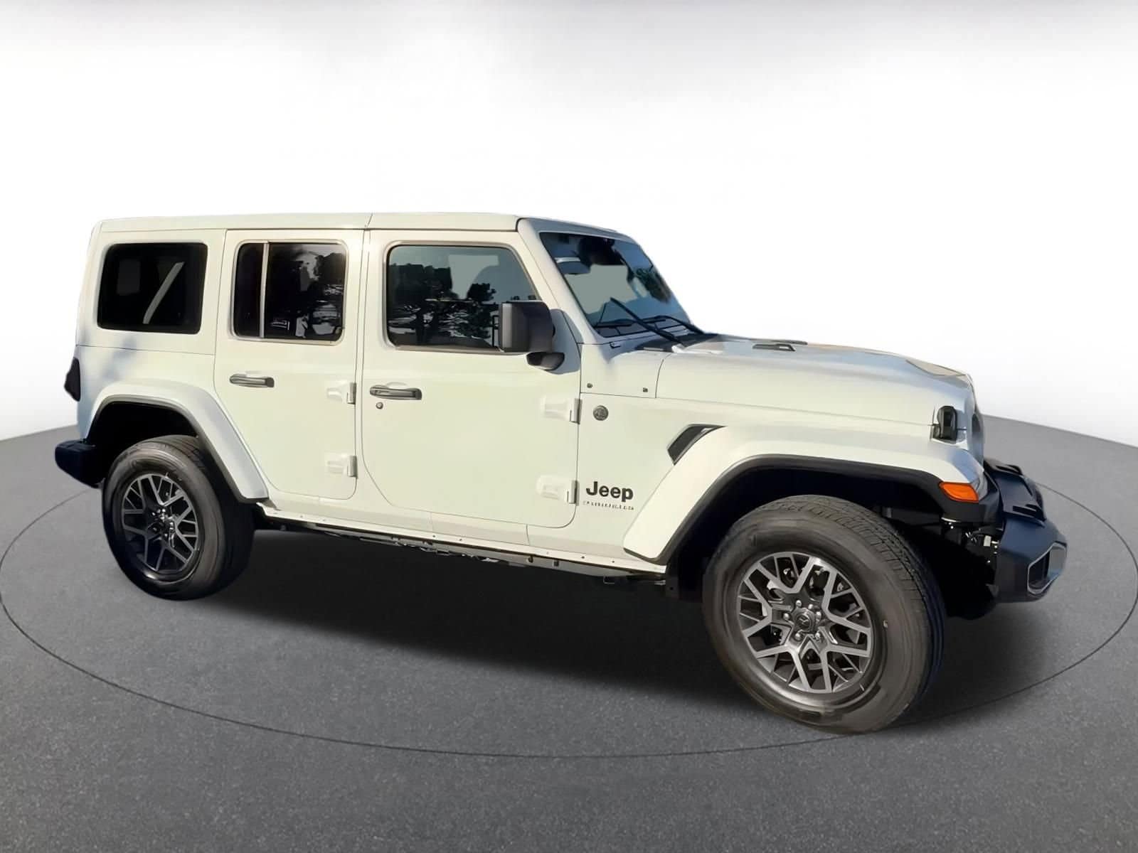 Thumbnail: 2025 Jeep Wrangler - 16