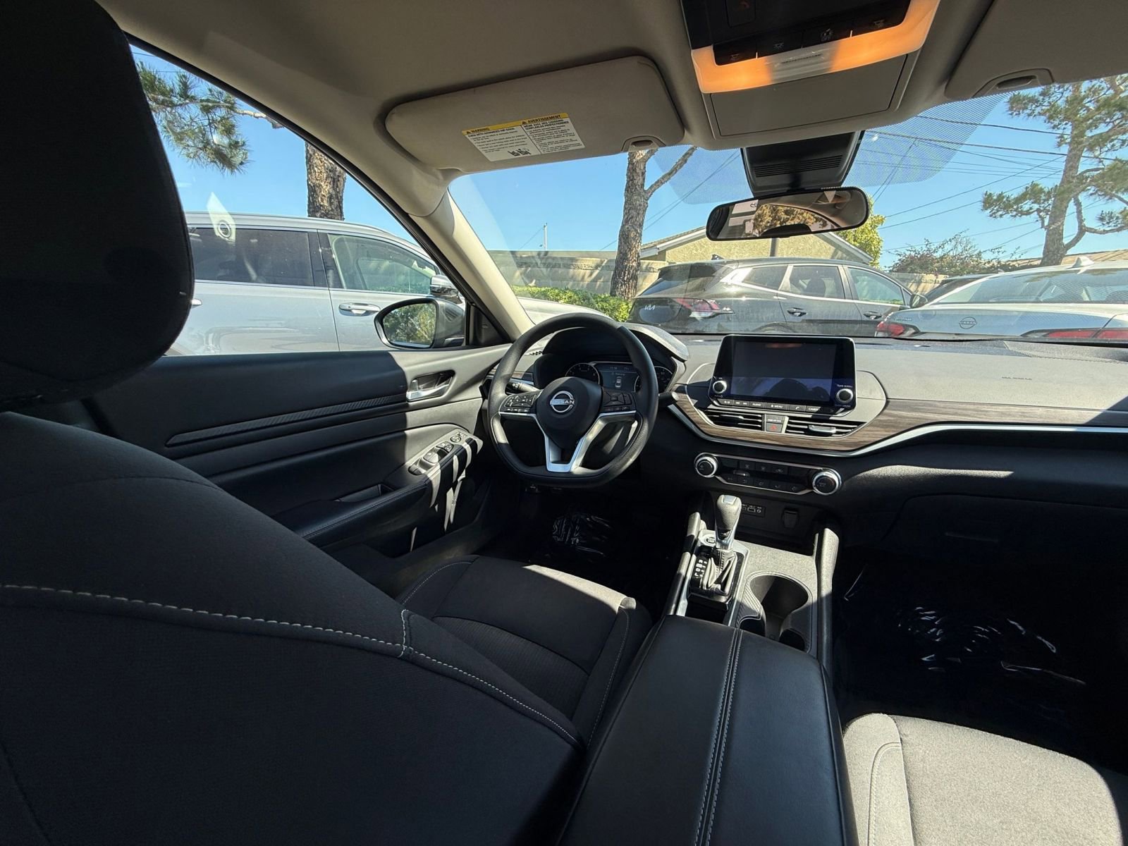 Thumbnail: 2025 Nissan Altima - 31