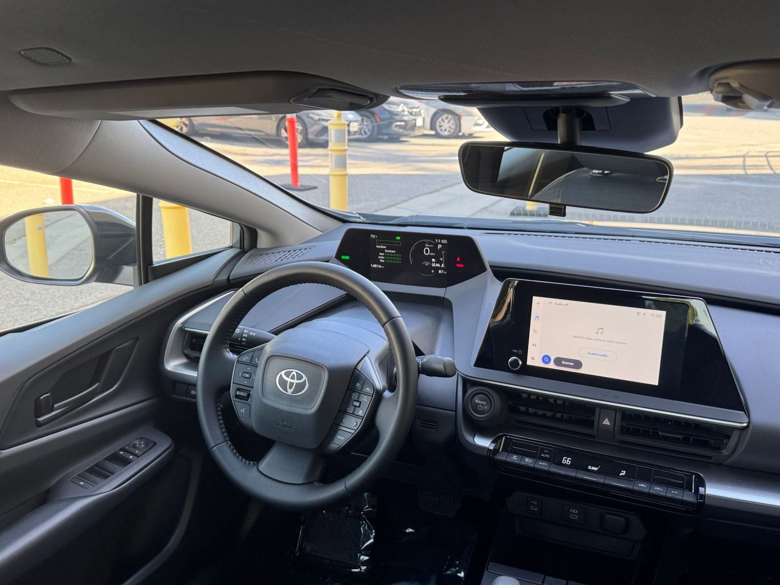 Thumbnail: 2025 Toyota Prius - 33