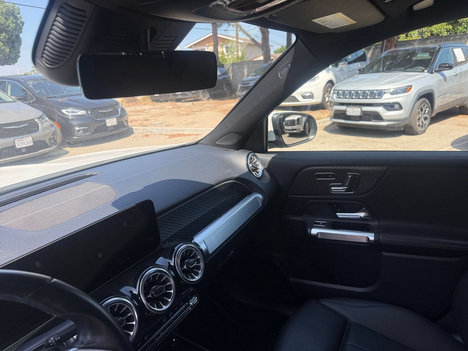 Thumbnail: 2025 Mercedes-Benz GLB - 34