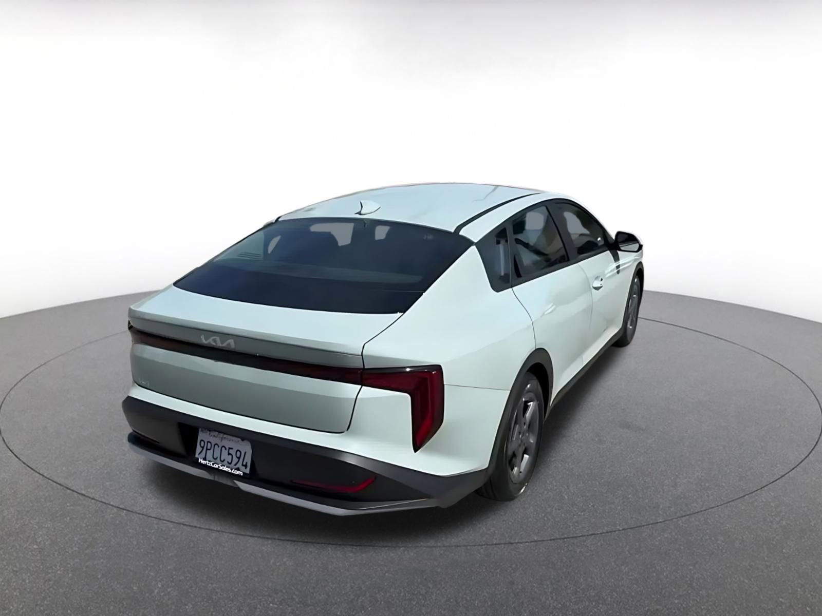 Thumbnail: 2025 Kia K4 - 9