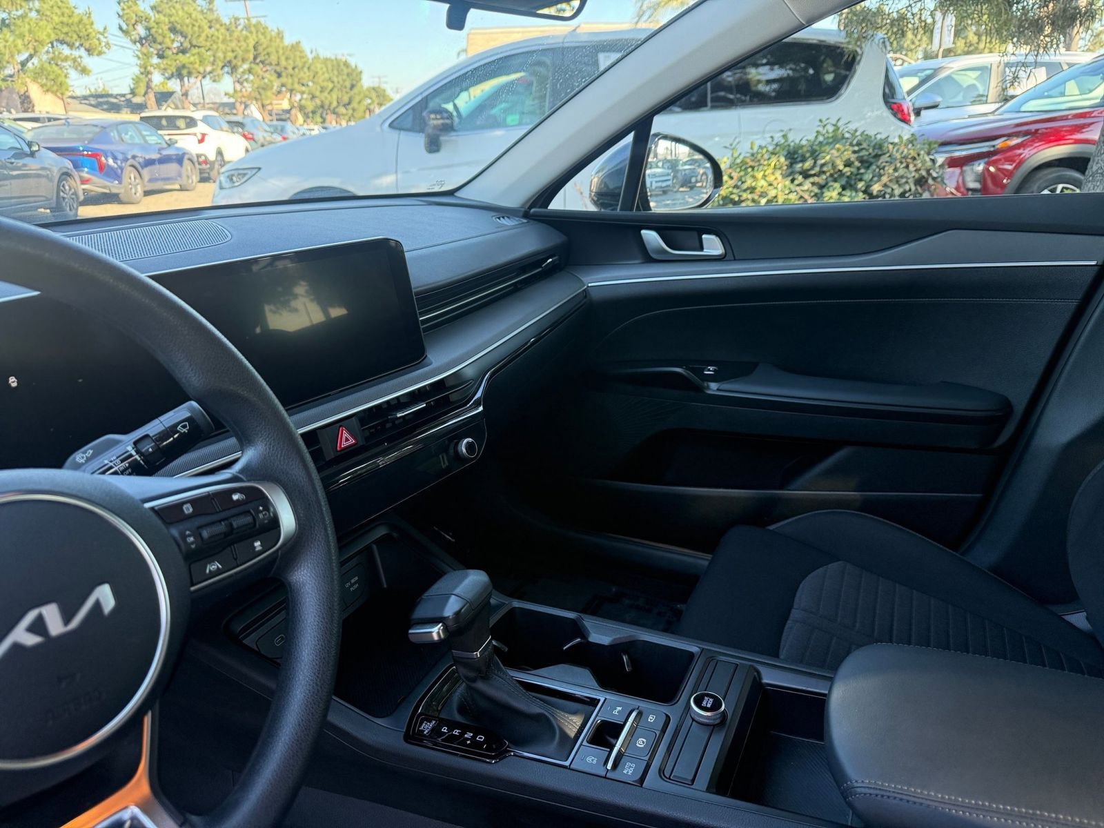 Thumbnail: 2025 Kia K5 - 32